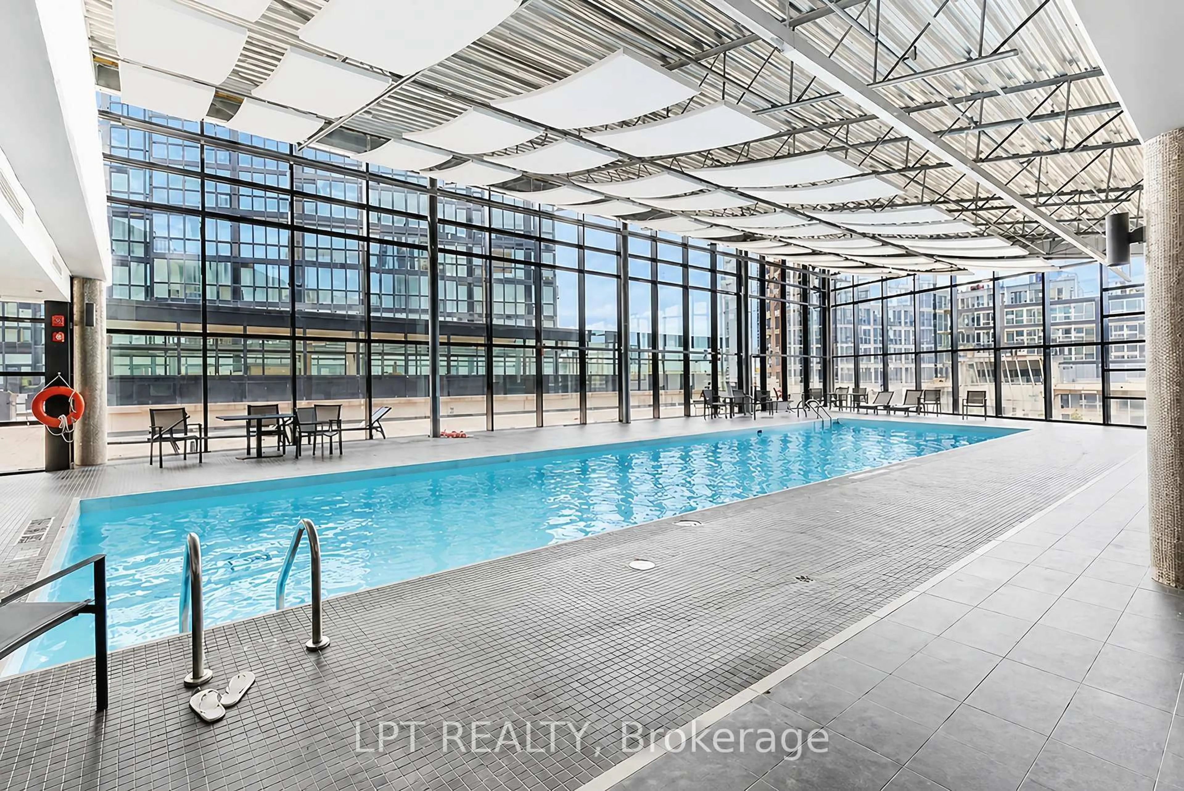 Pool for 2900 Highway 7 #312, Vaughan Ontario L4K 0G3