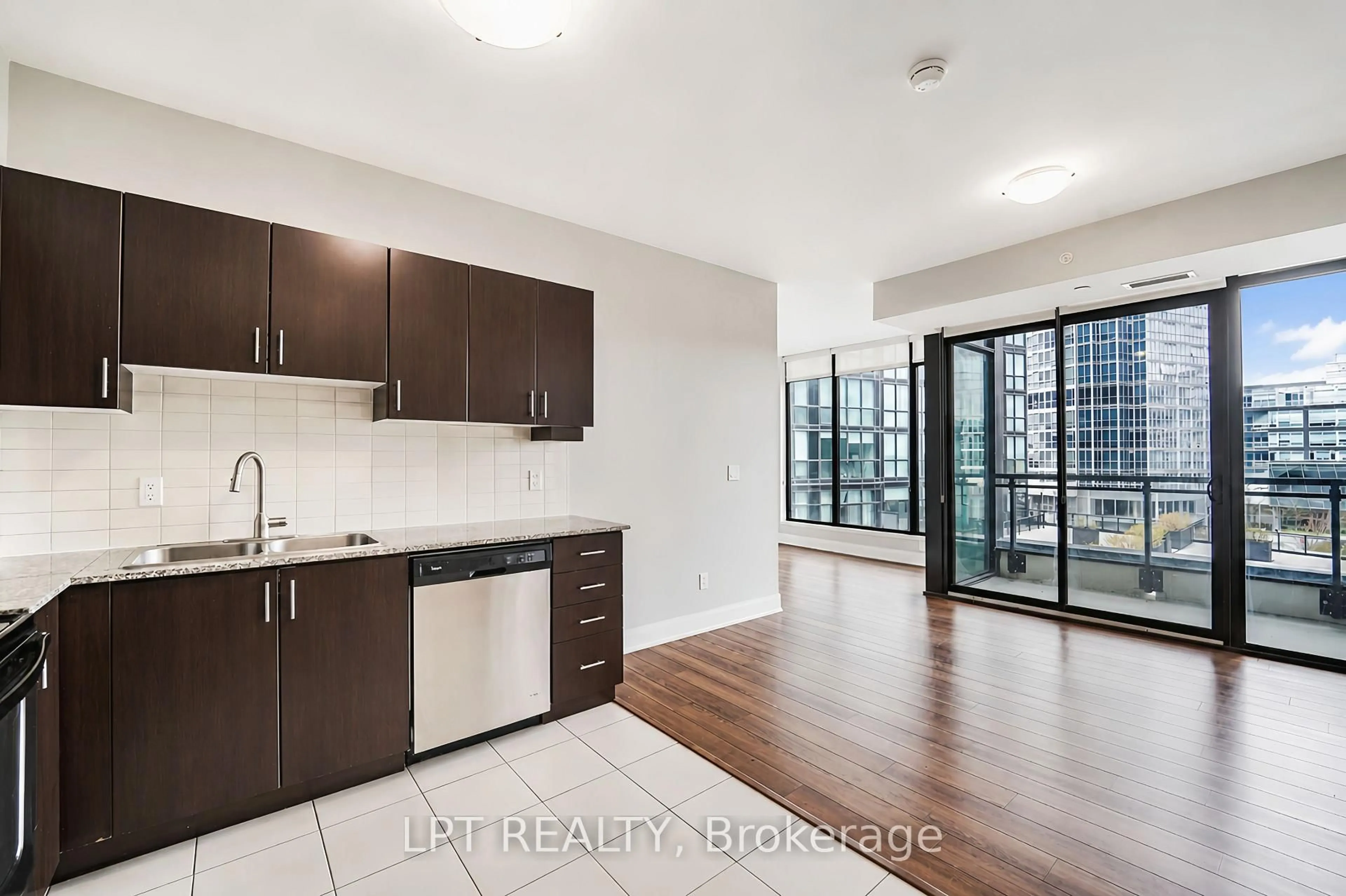 Standard kitchen, unknown for 2900 Highway 7 #312, Vaughan Ontario L4K 0G3