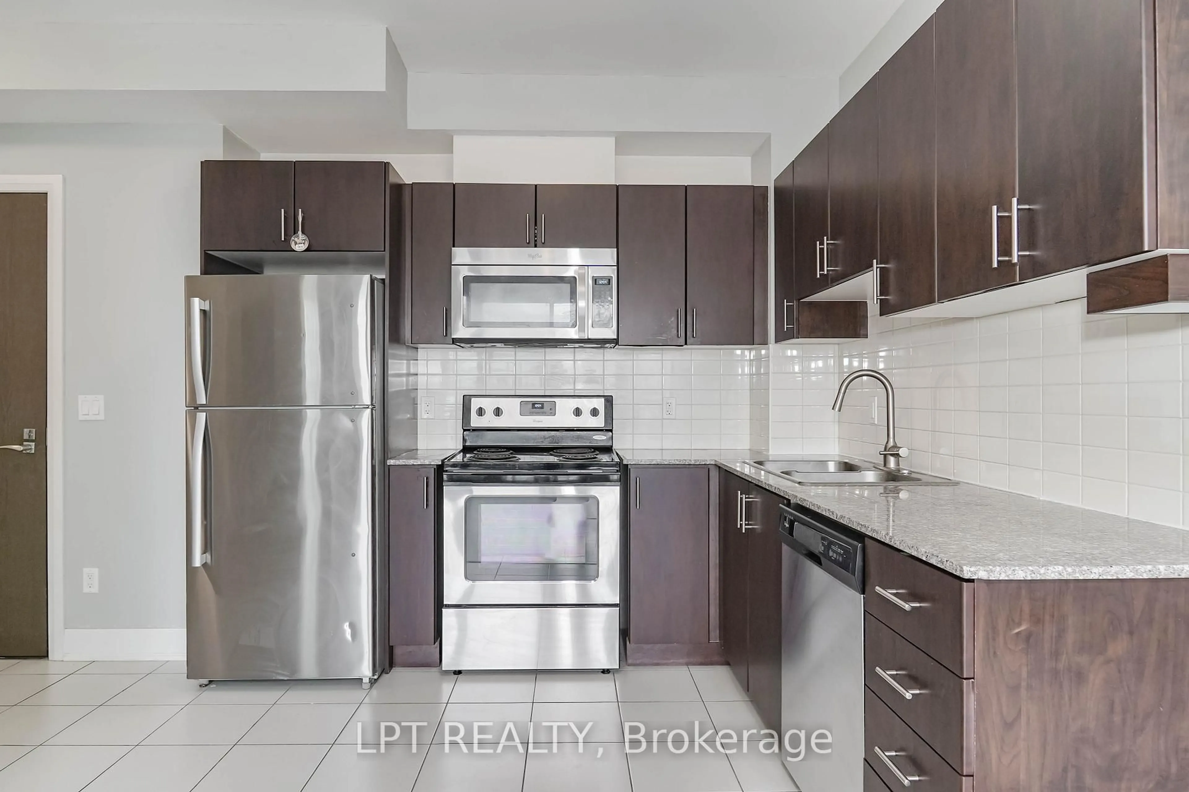 Standard kitchen, unknown for 2900 Highway 7 #312, Vaughan Ontario L4K 0G3