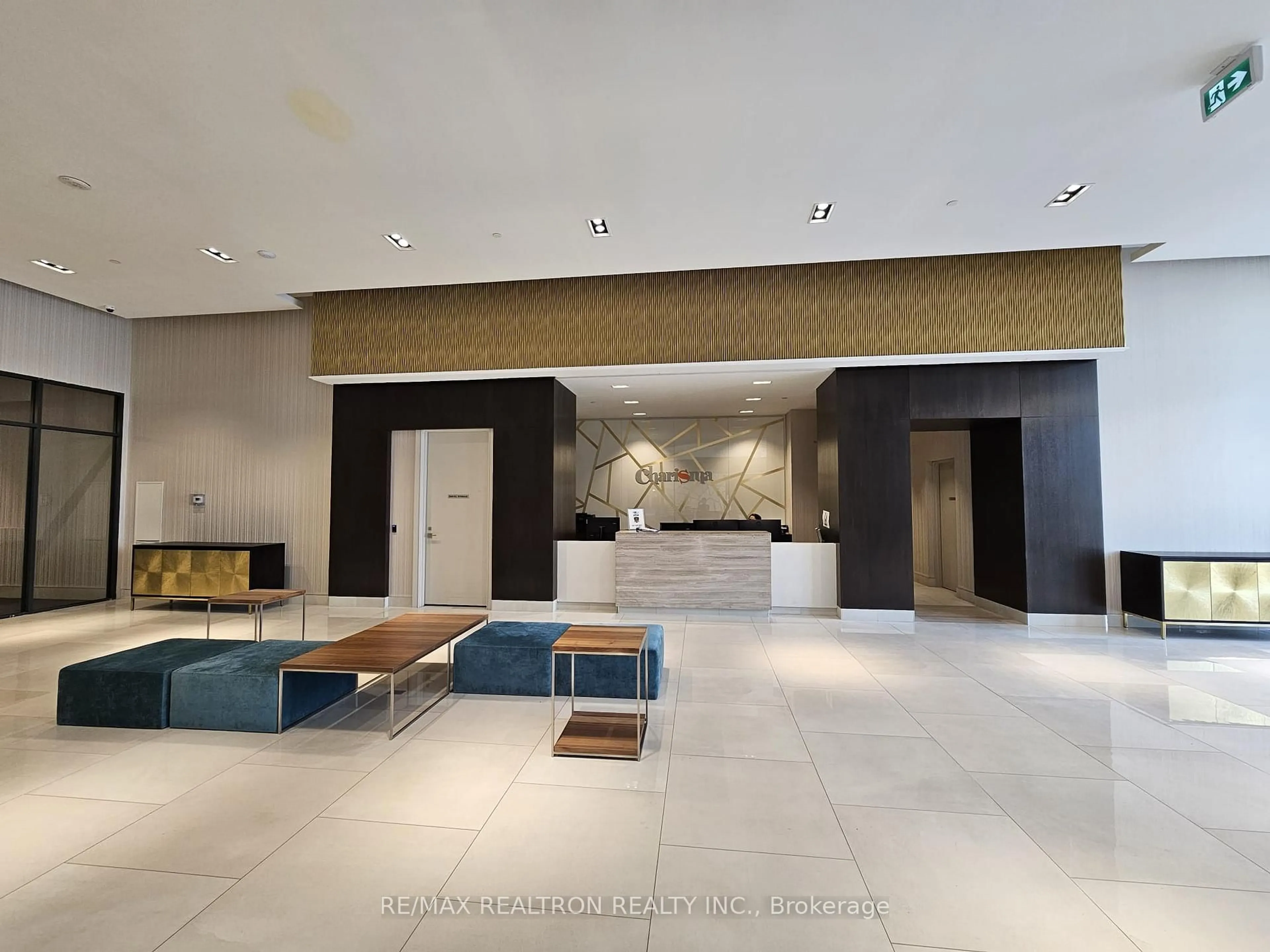 Lobby for 9000 Jane St #1220, Vaughan Ontario L4K 0M6