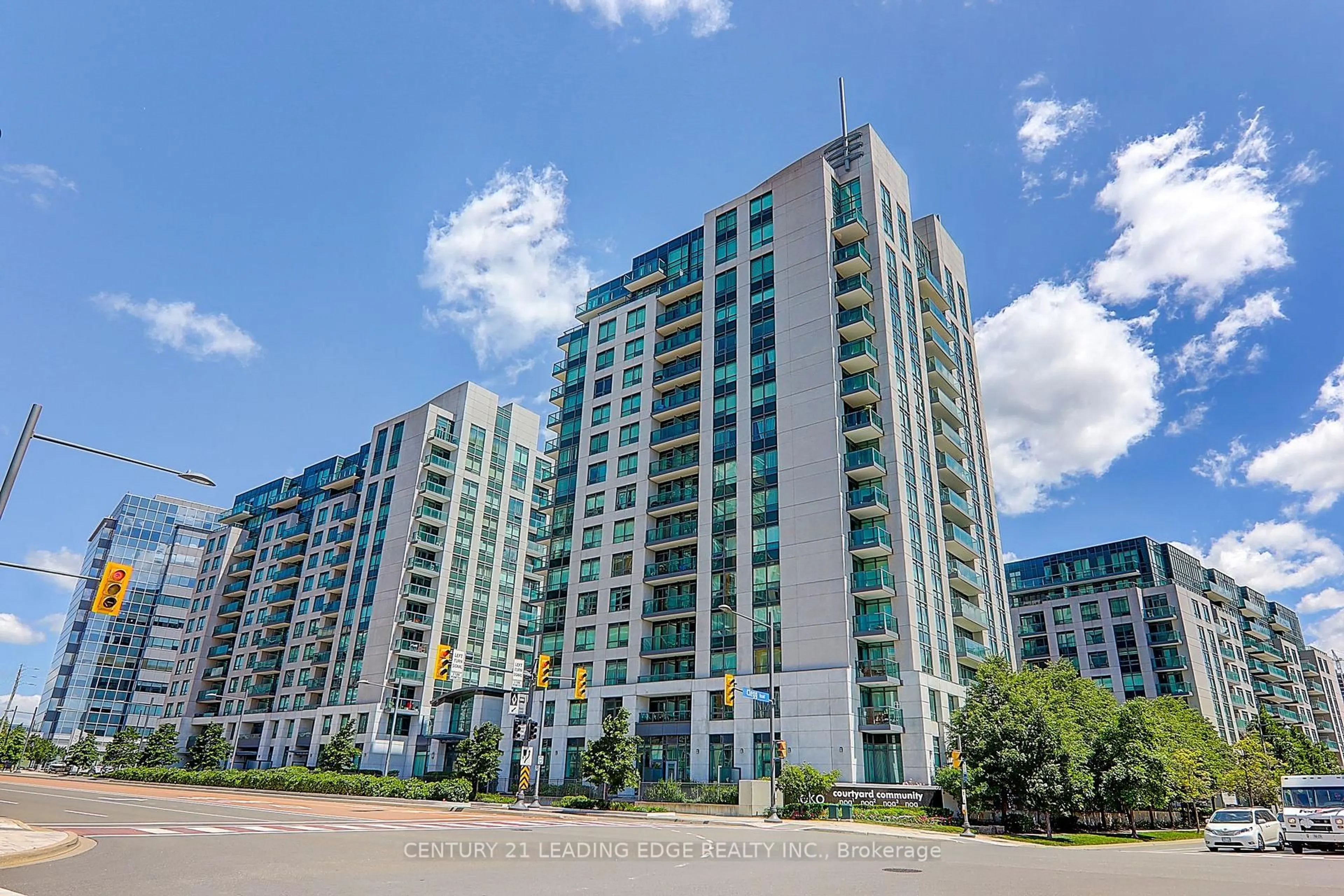 A pic from outside/outdoor area/front of a property/back of a property/a pic from drone, building for 75 South Town Centre Blvd #202, Markham Ontario L6G 0B3