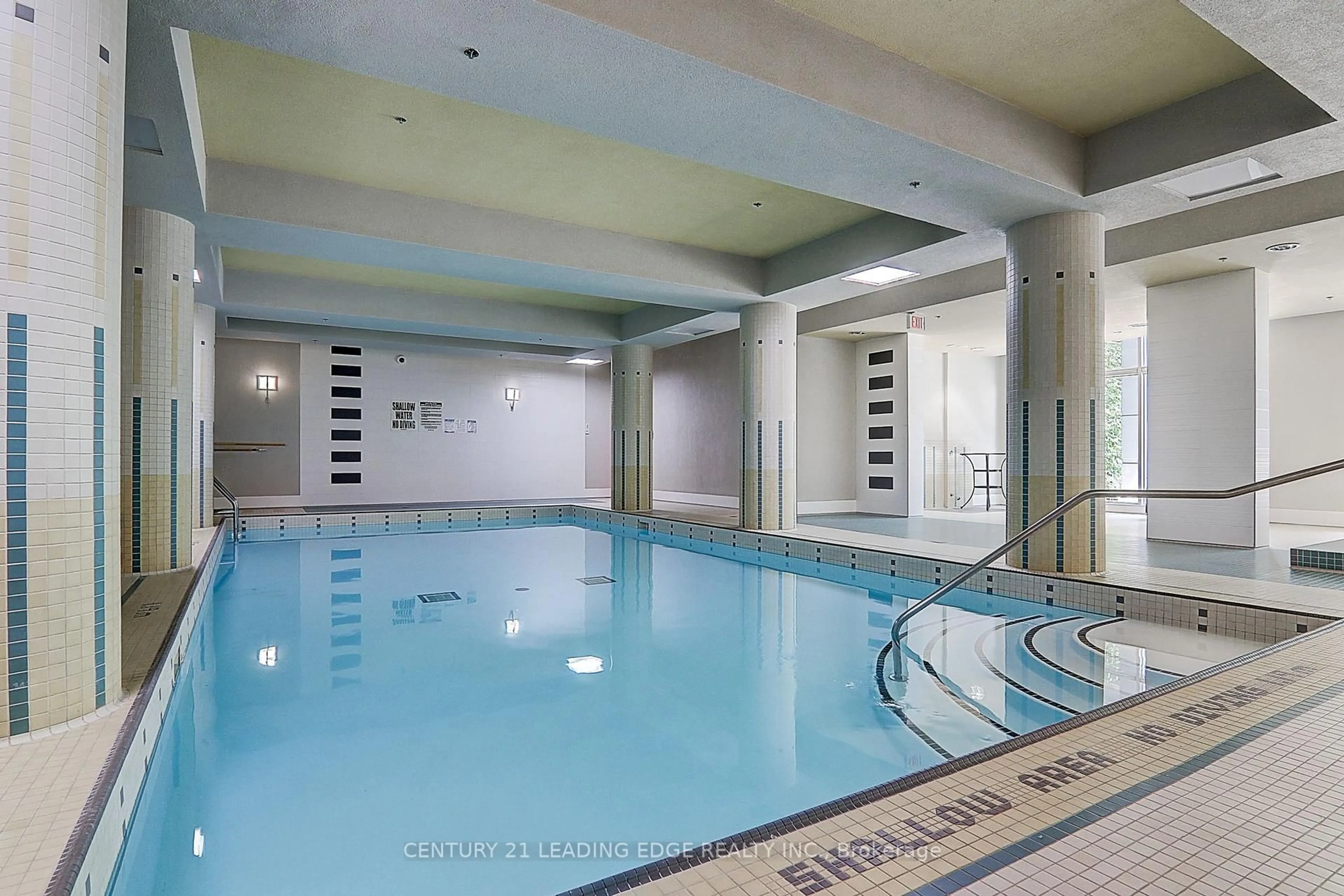Pool for 75 South Town Centre Blvd #202, Markham Ontario L6G 0B3