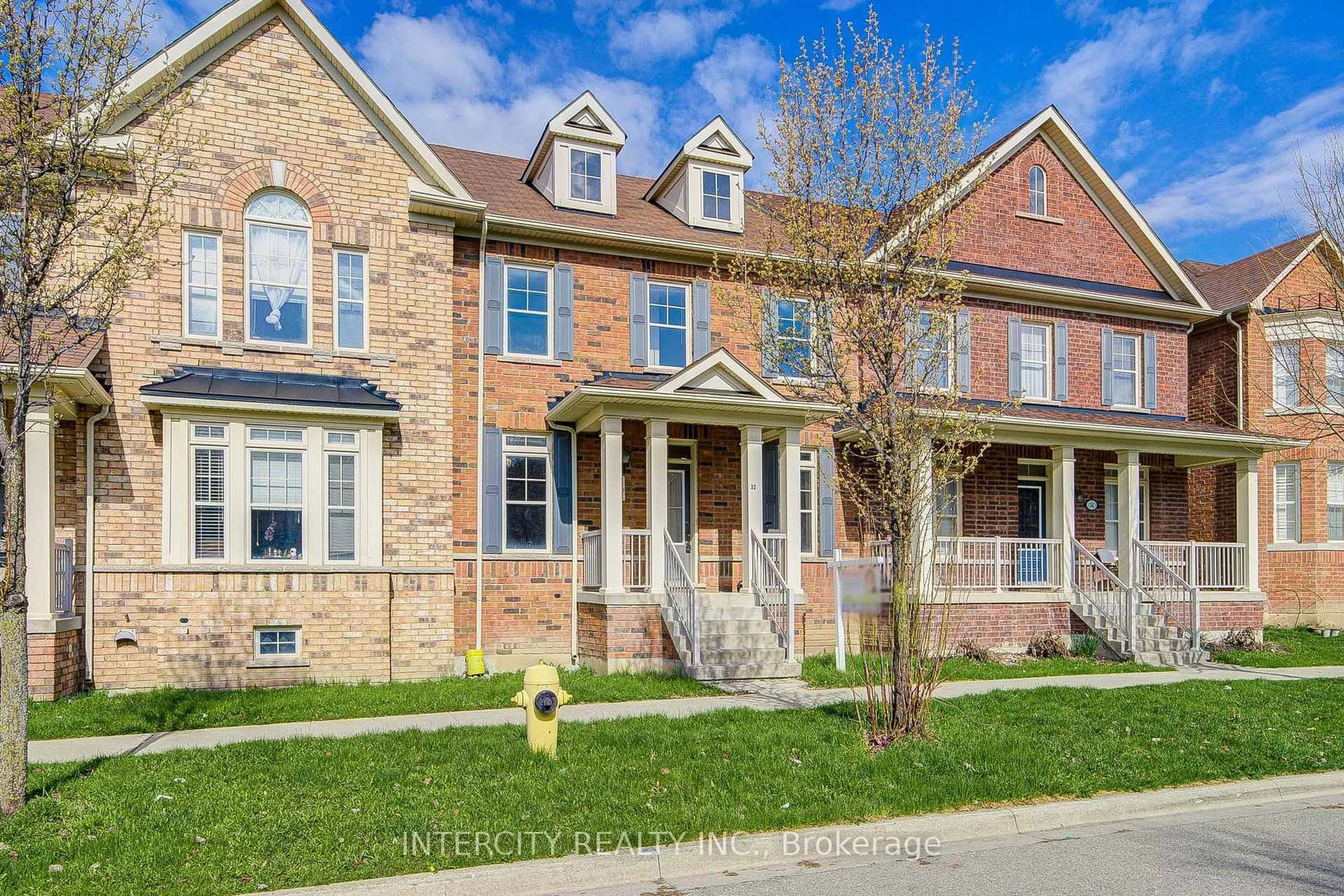 Home with brick exterior material, street for 32 Ivory Silk Dr, Markham Ontario L6C 0G8