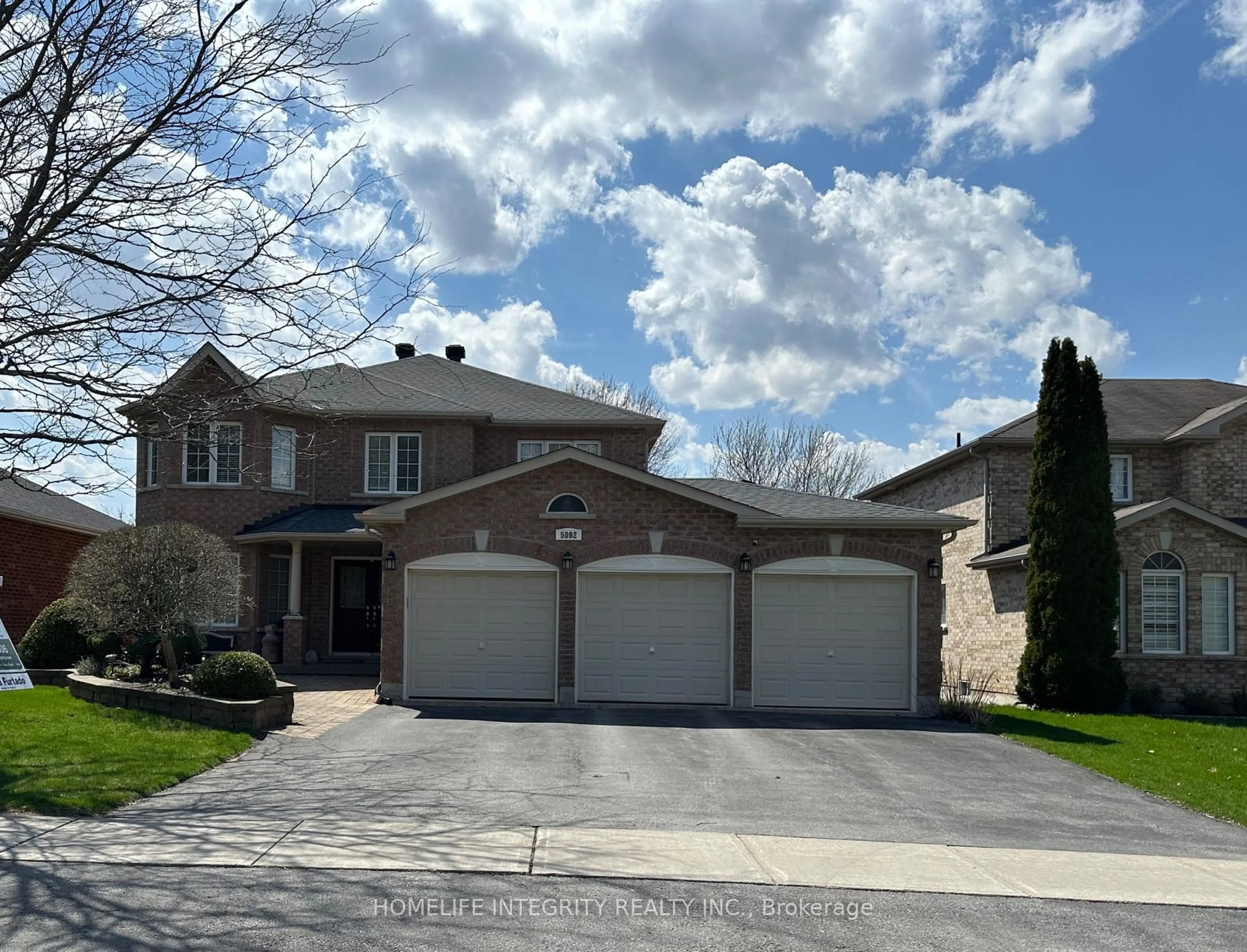 Home with brick exterior material, street for 5092 Boyne St, New Tecumseth Ontario L9R 0A1