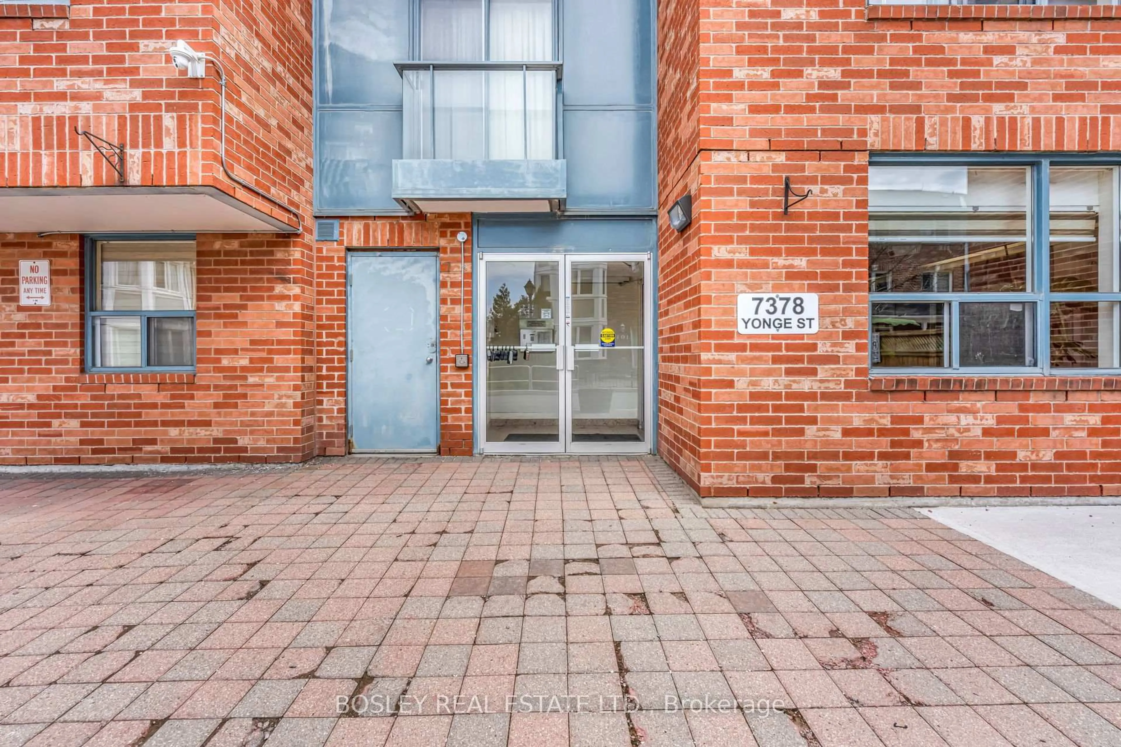 Unknown for 7378 Yonge St #308, Vaughan Ontario L4J 8J1