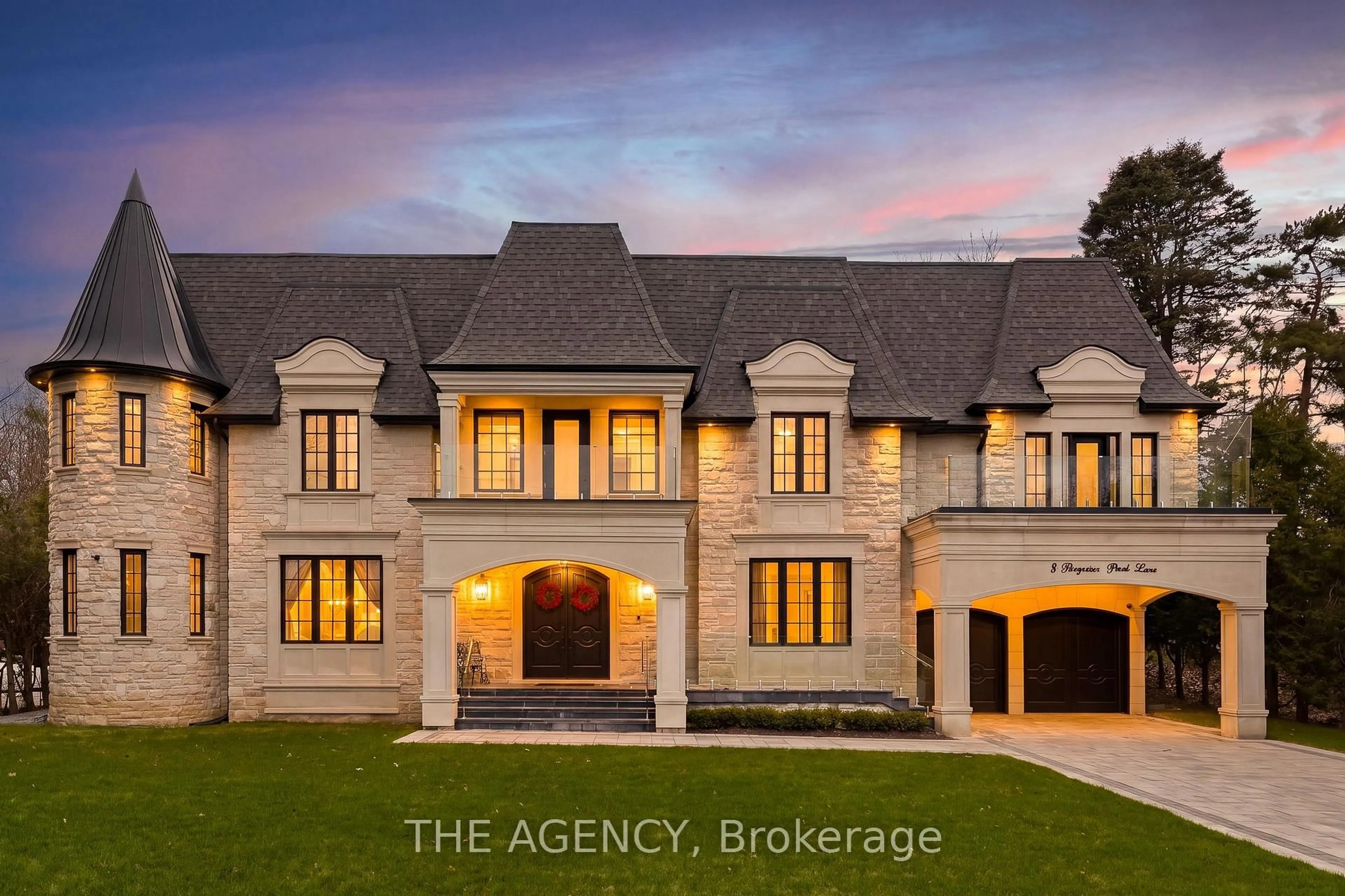 Home with brick exterior material, building for 8 Bayview Park Lane, Richmond Hill Ontario L4E 3G1