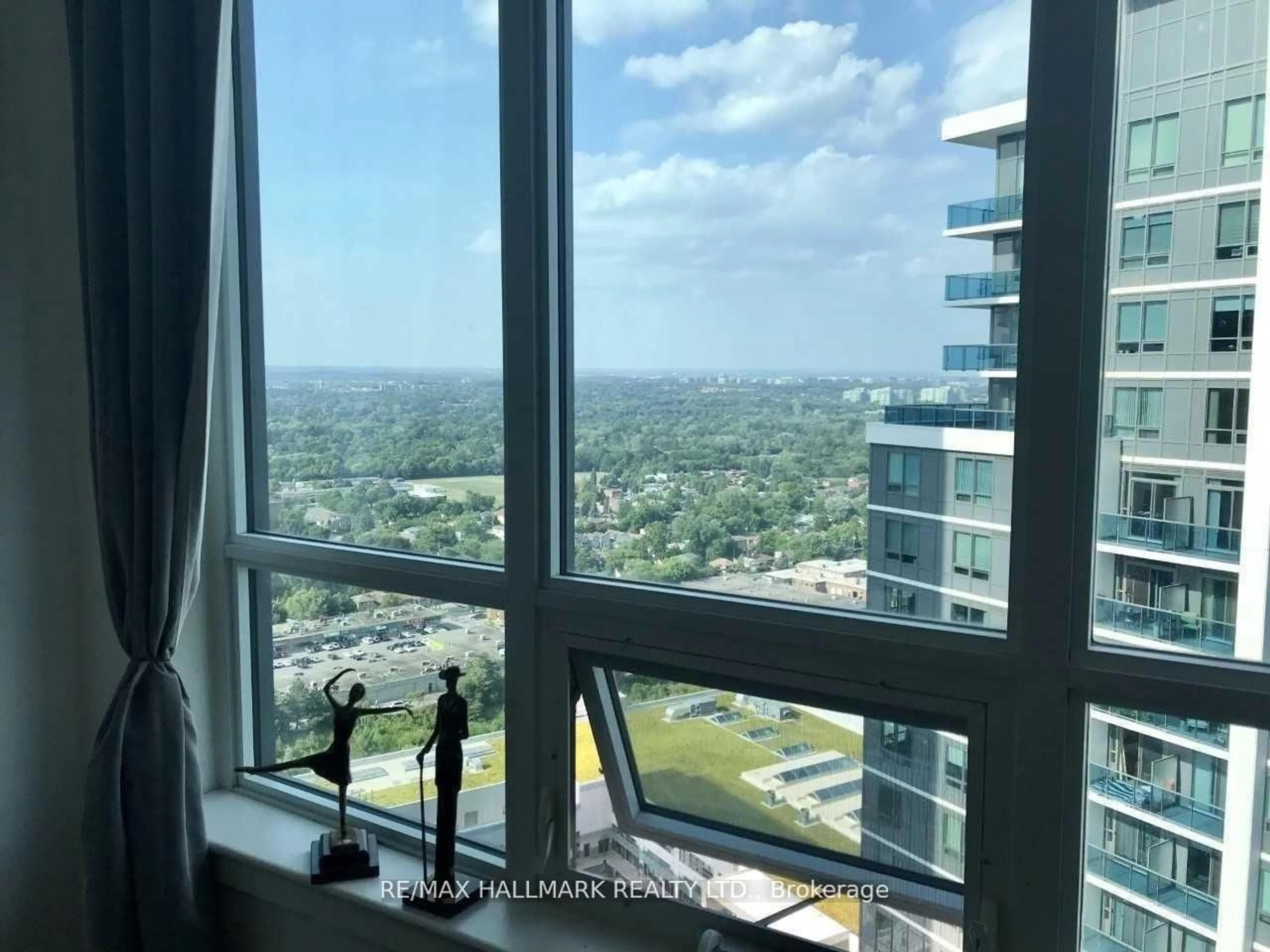 A pic of a room for 7161 yonge St #2432, Markham Ontario L3T 0C8