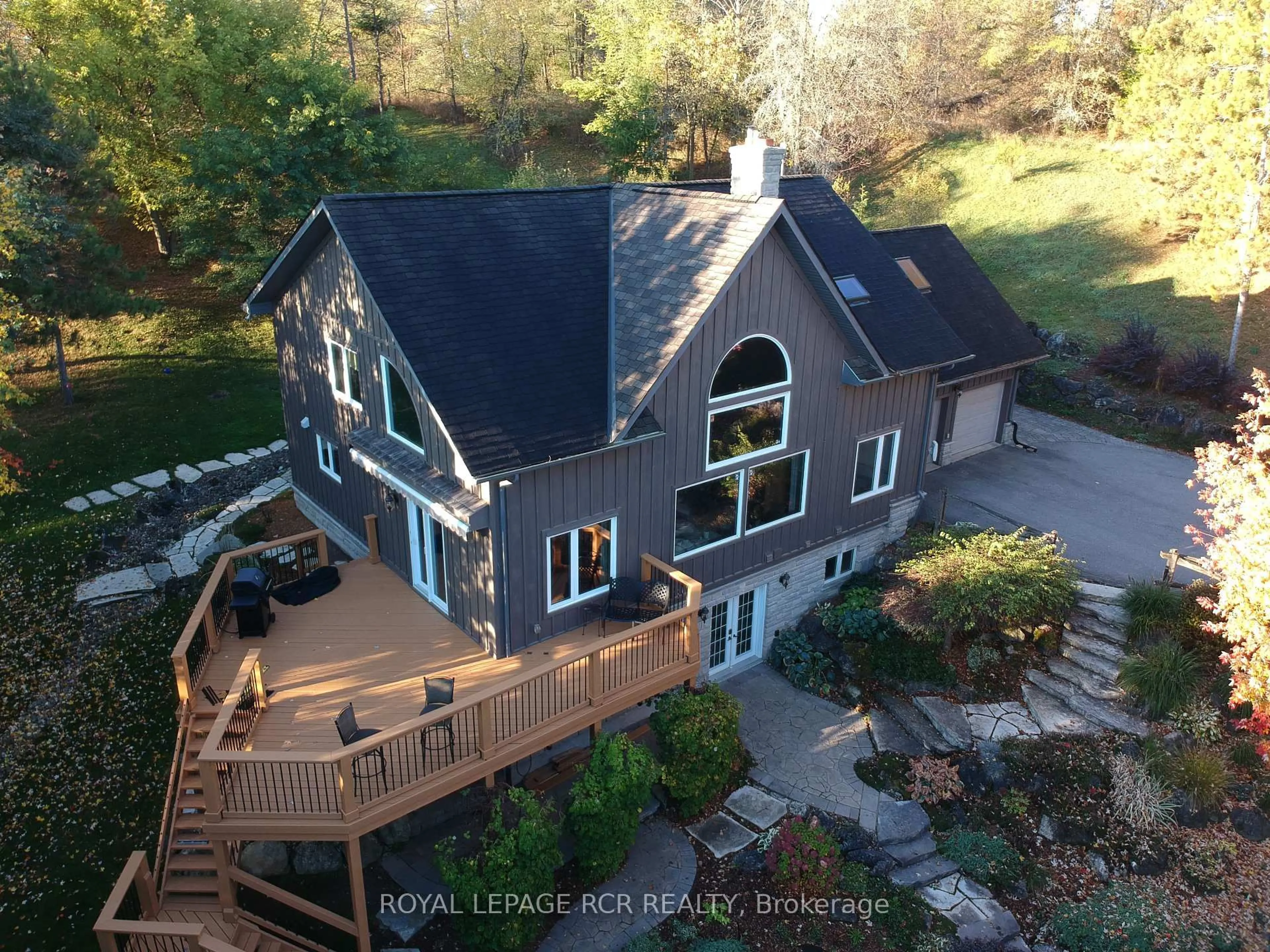 A pic from outside/outdoor area/front of a property/back of a property/a pic from drone, unknown for 2238 Conc Rd 2 Rd, Adjala-Tosorontio Ontario L0N 1P0