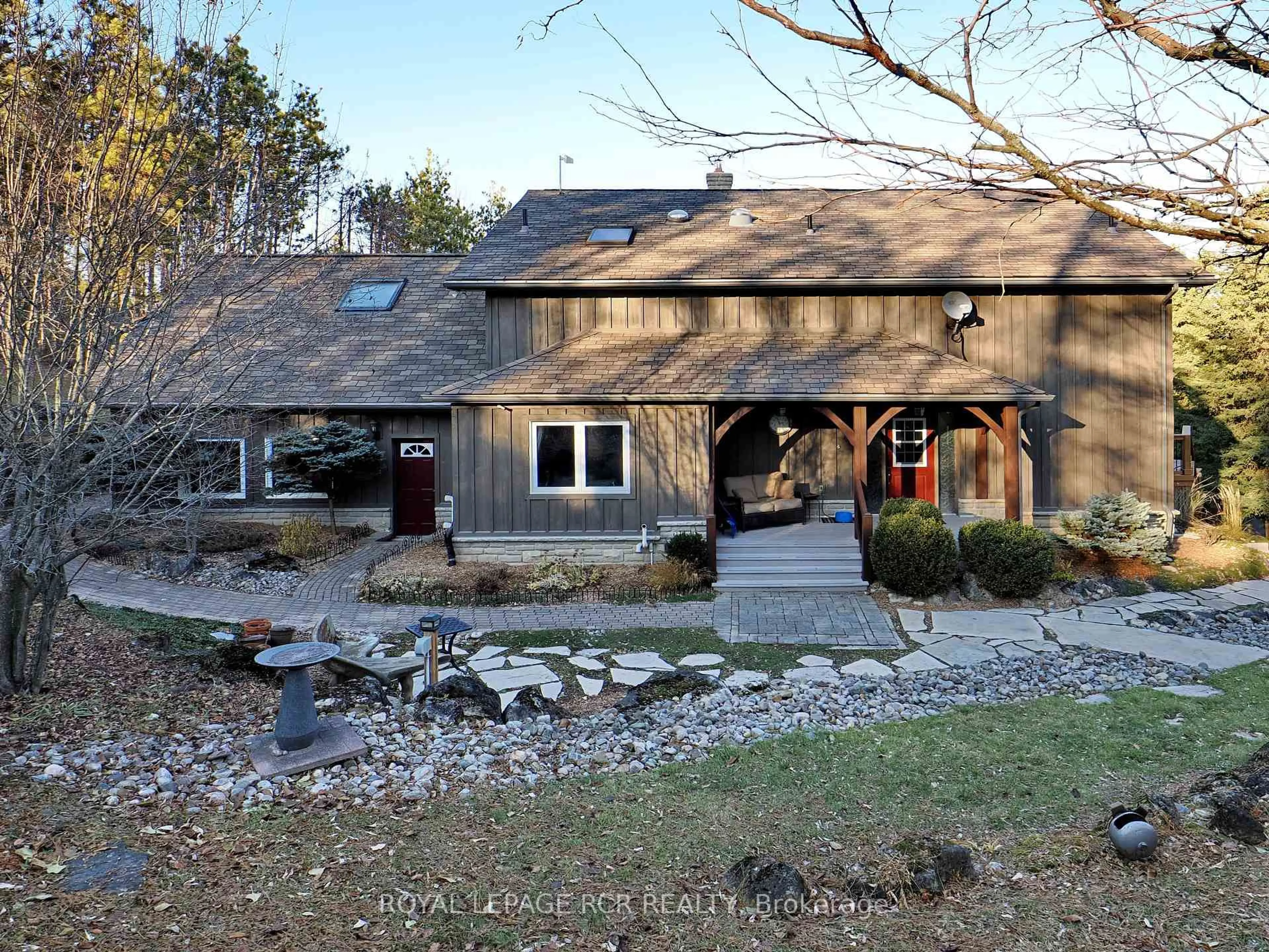 A pic from outside/outdoor area/front of a property/back of a property/a pic from drone, unknown for 2238 Conc Rd 2 Rd, Adjala-Tosorontio Ontario L0N 1P0