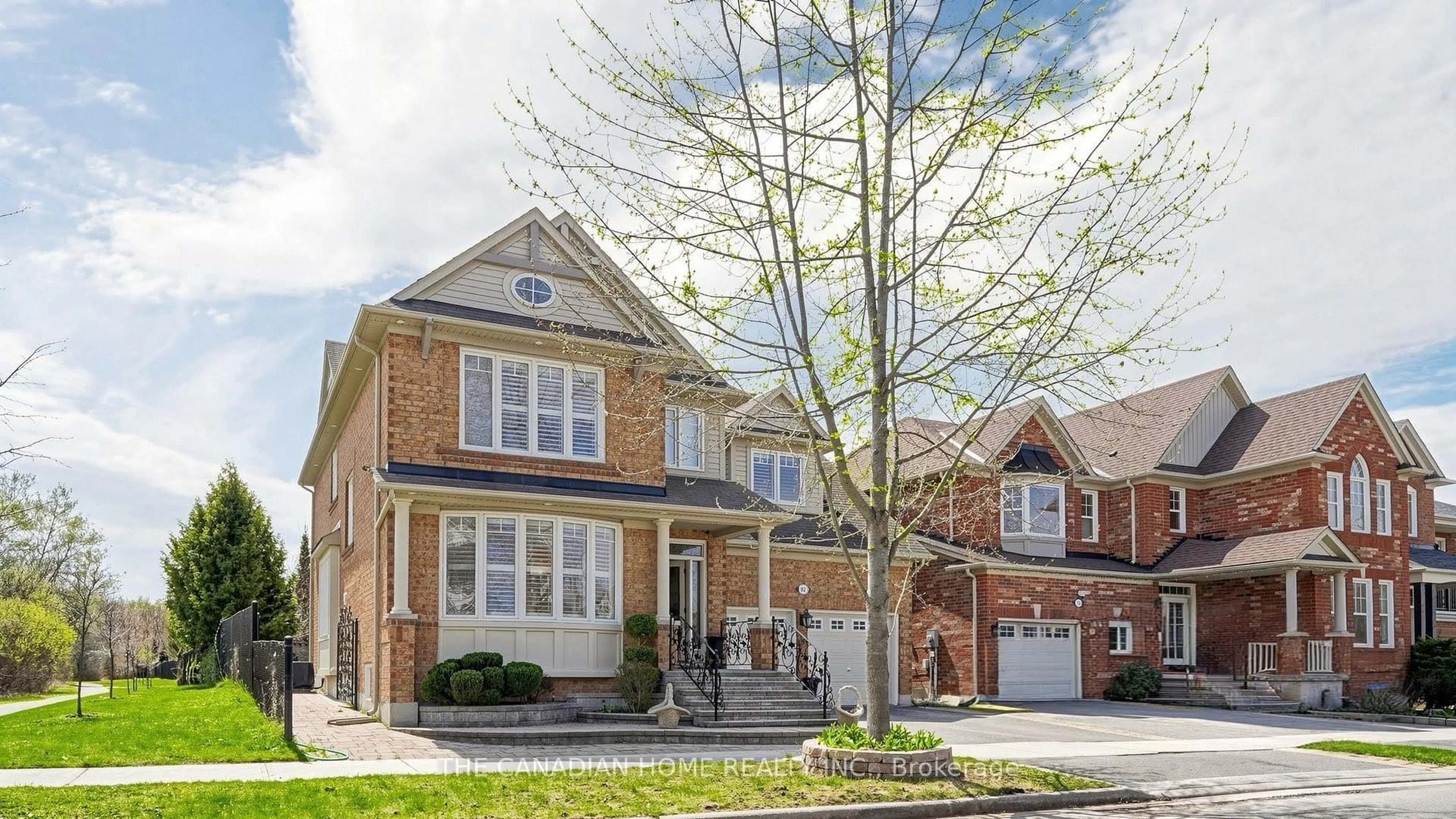 Home with brick exterior material, street for 92 CLAUSFARM Lane, Whitchurch-Stouffville Ontario L4A 0M1