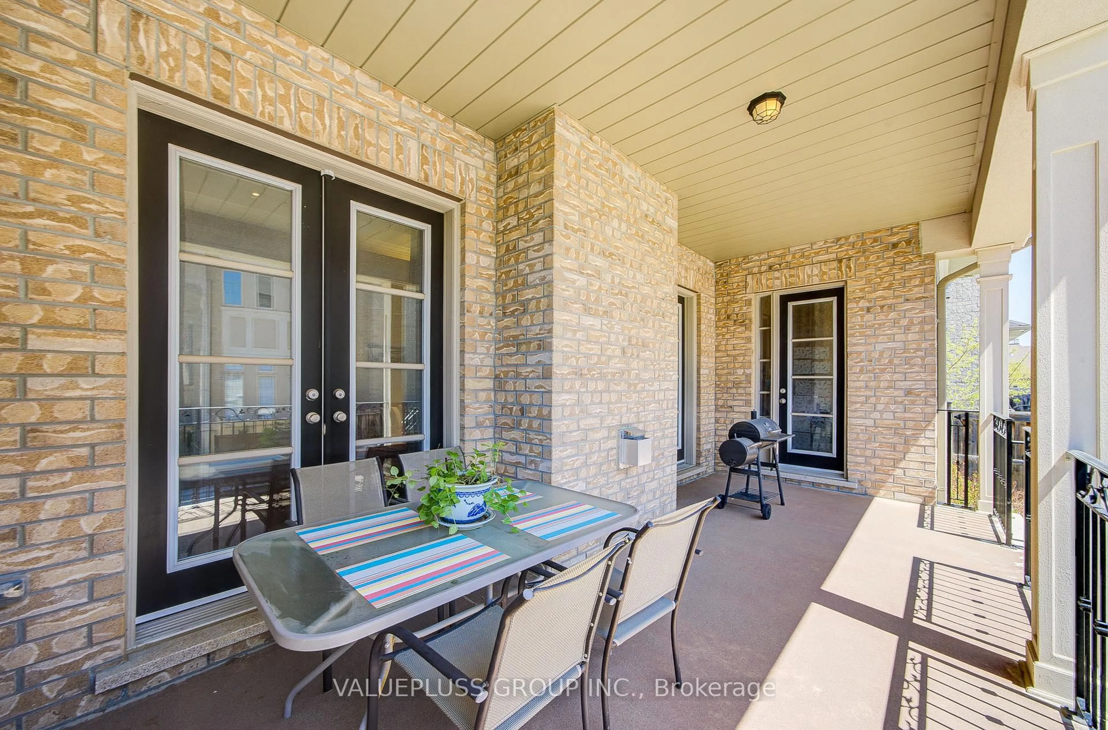 Patio, street for 62 Silver Sterling Cres, Vaughan Ontario L4H 4C5