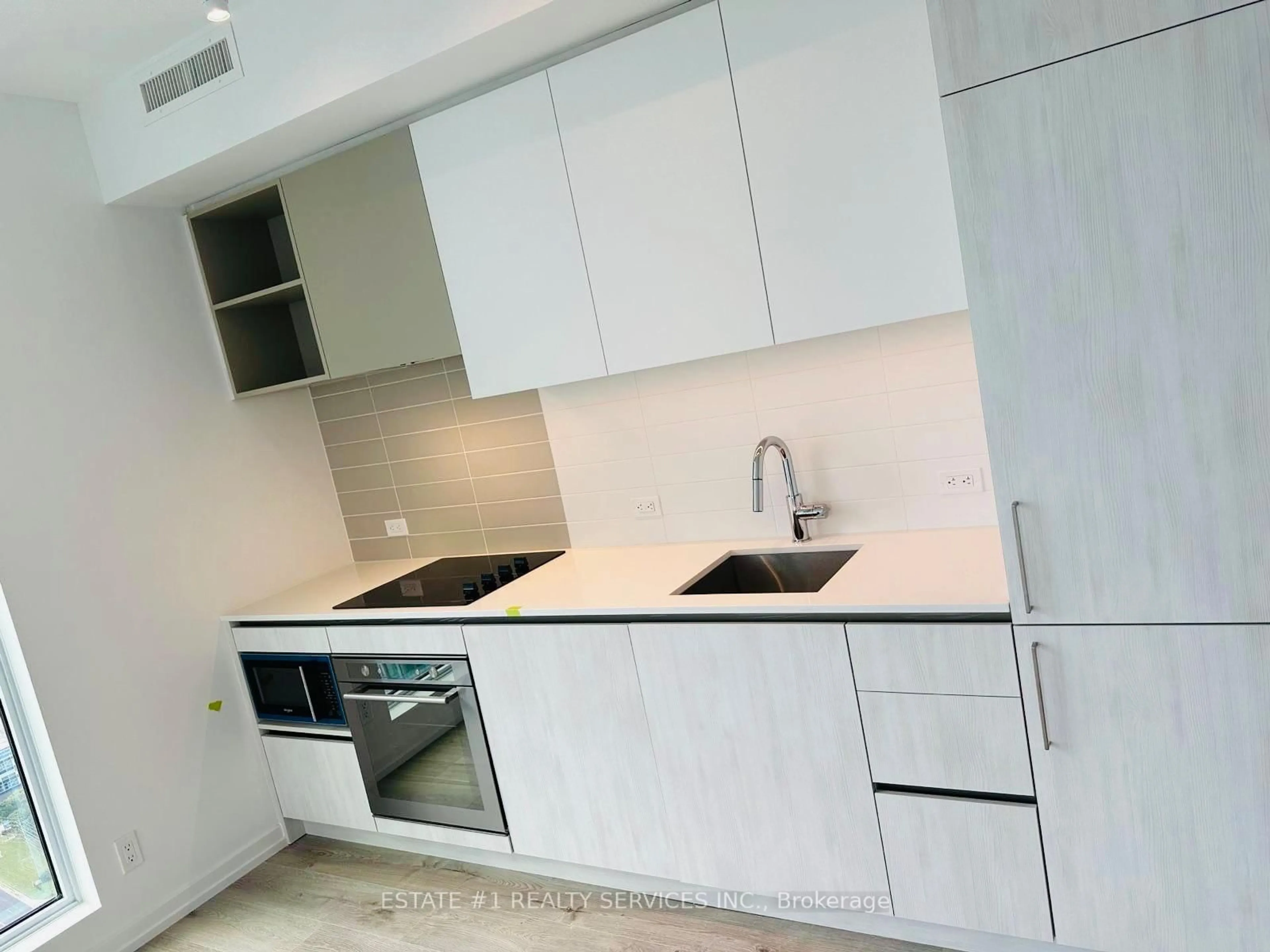 Standard kitchen, unknown for 7890 Jane St #4306, Vaughan Ontario L4K 0K9