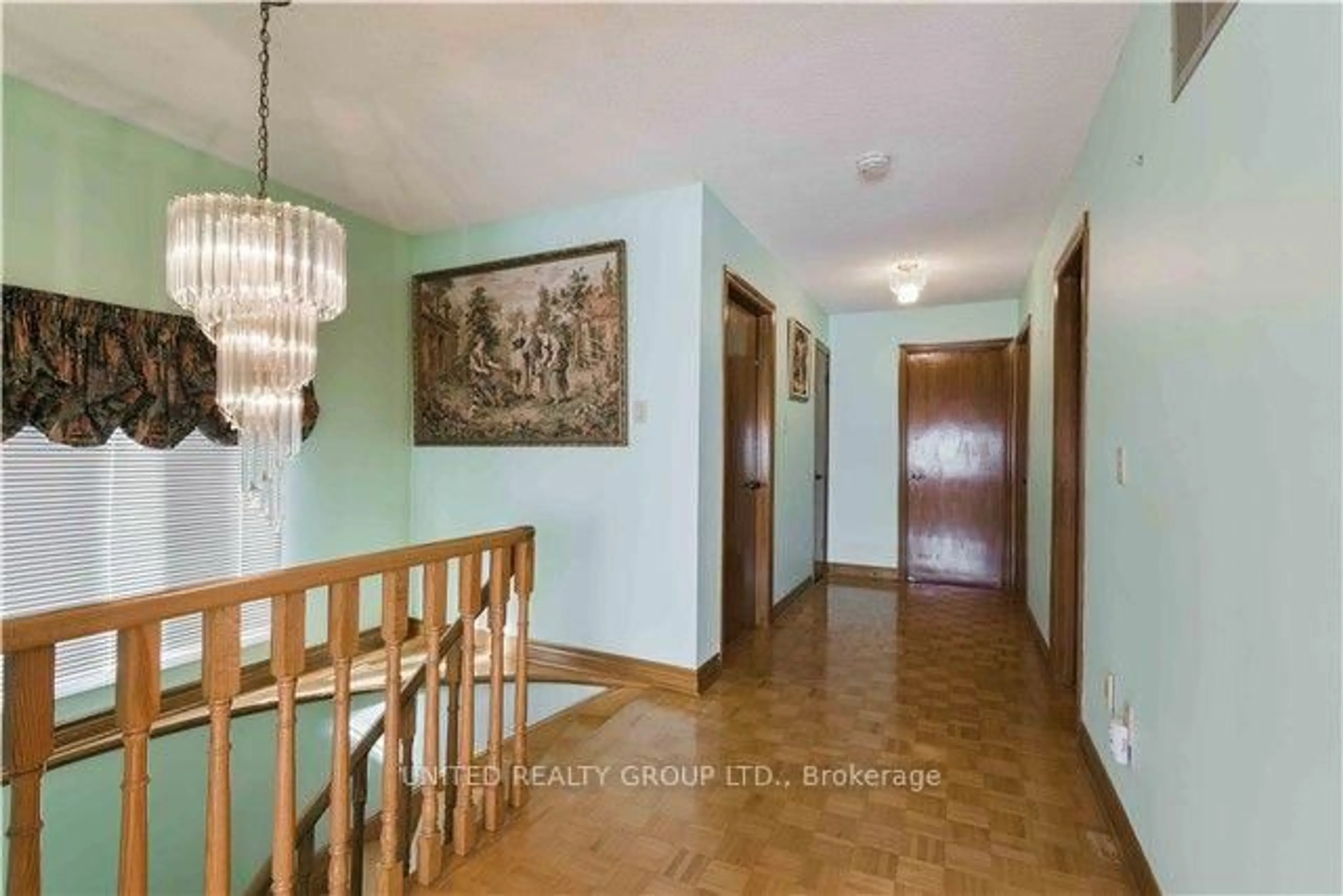 Indoor foyer for 91 Governor Cres, Vaughan Ontario L4L 5G5