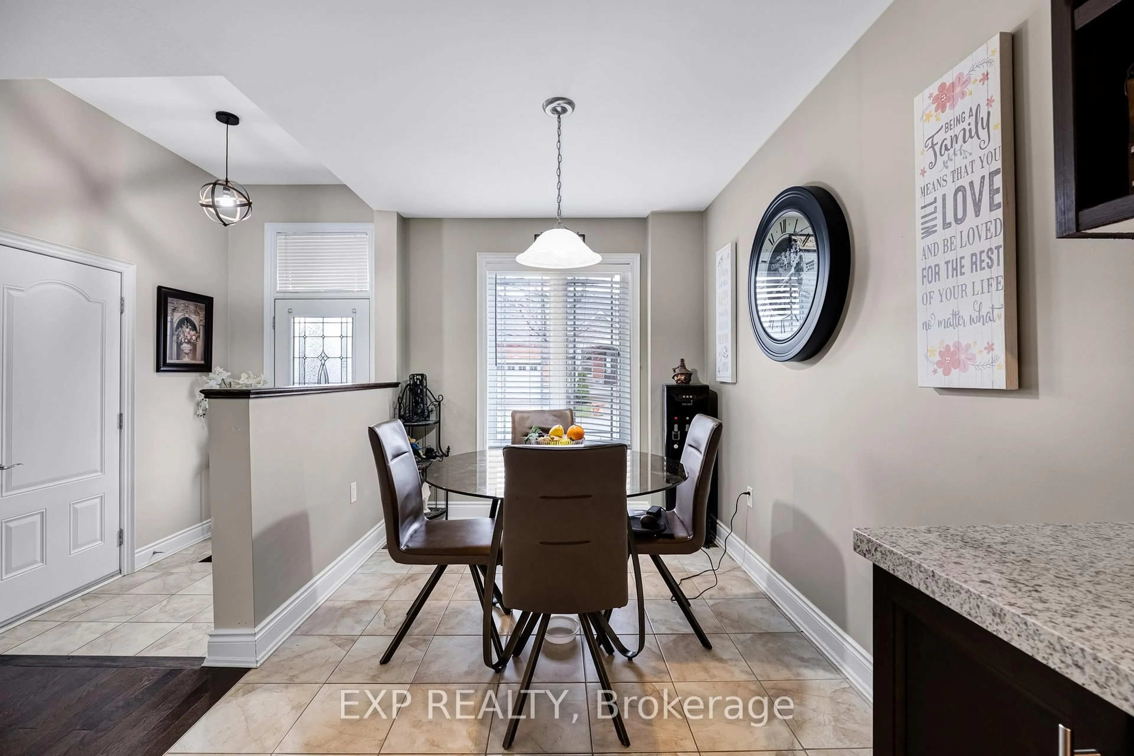 Dining room, ceramic/tile floor for 21 Upper Highland, New Tecumseth Ontario L9R 0K5