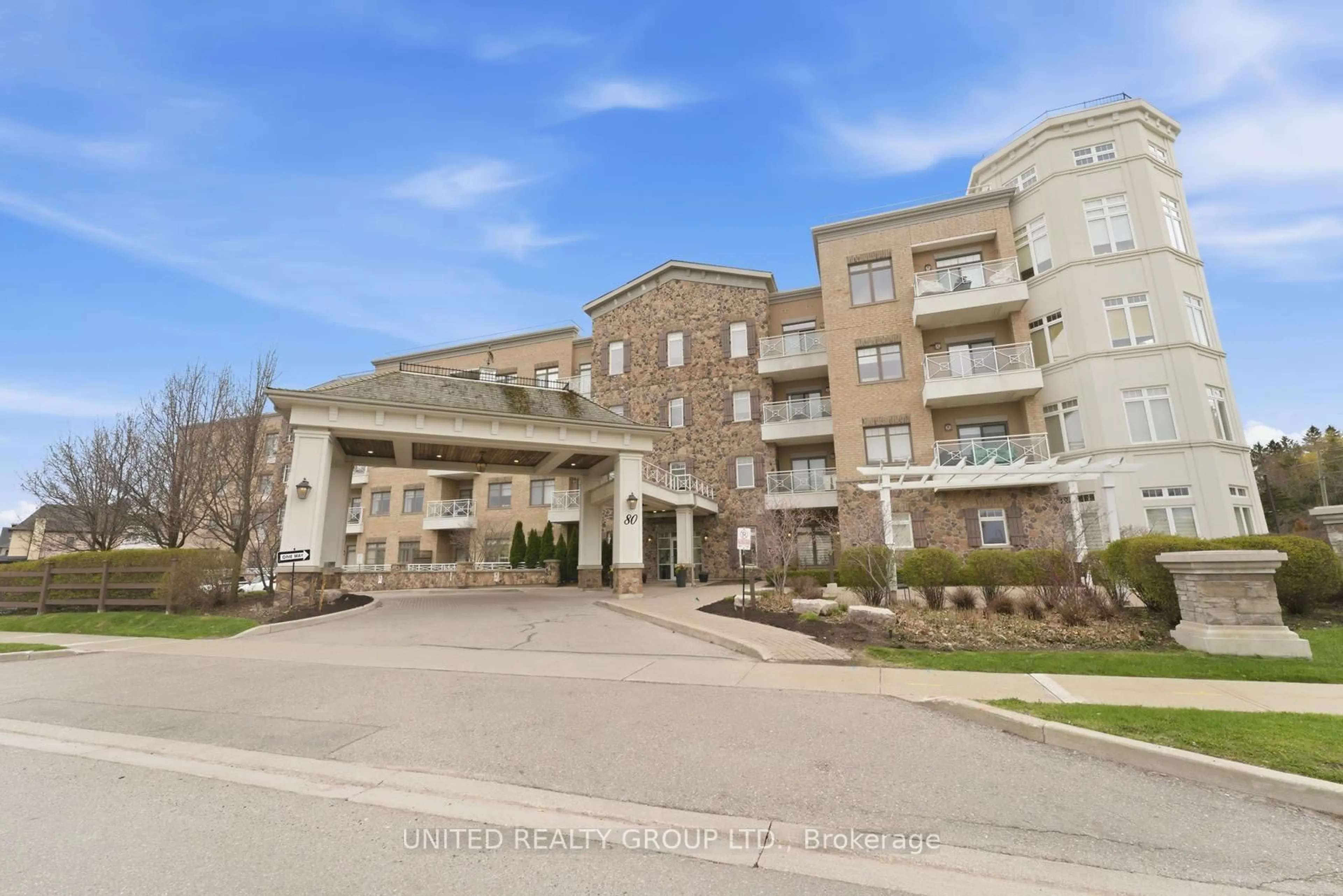 Unknown for 80 Burns Blvd #128, King Ontario L7B 0B3