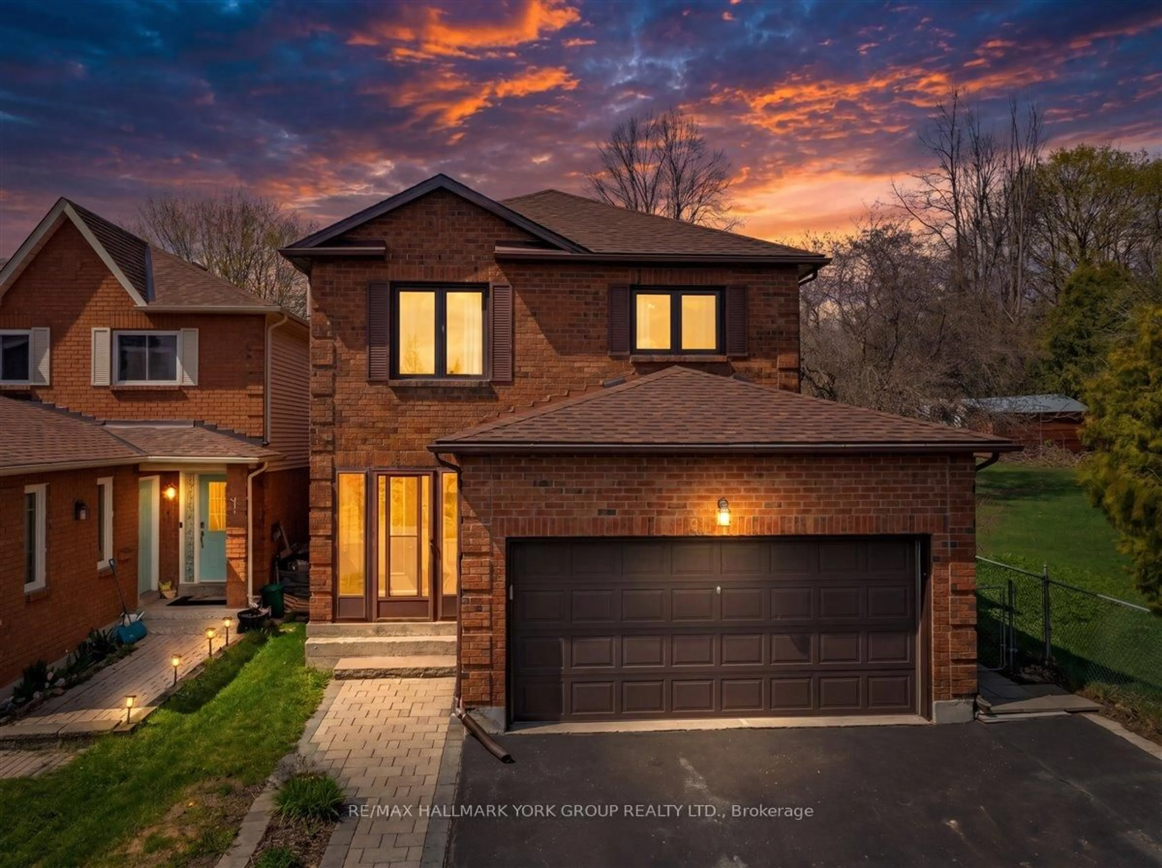 Home with brick exterior material, street for 20 Sunbird Blvd, Georgina Ontario L4P 3R9
