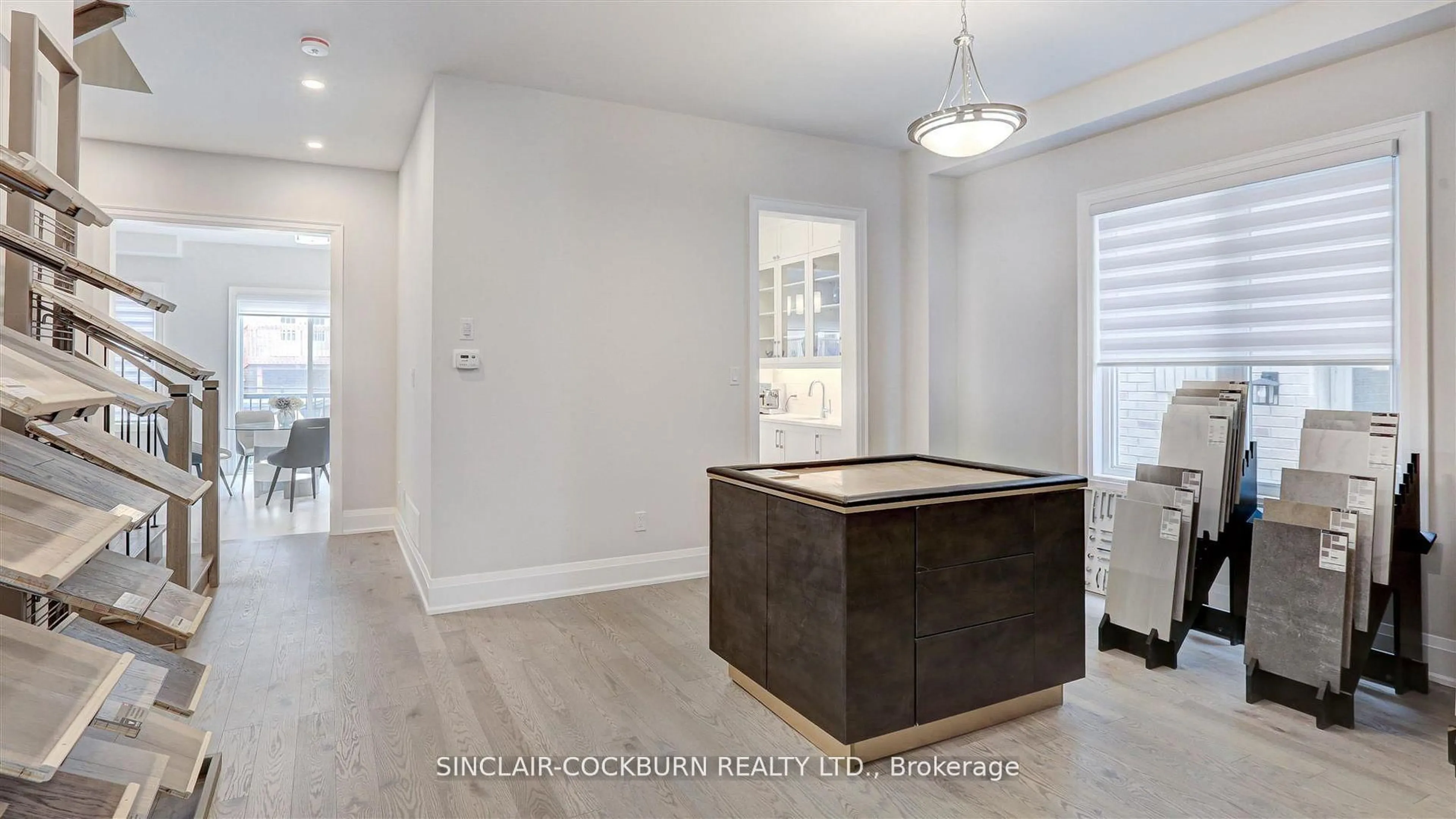 Open concept kitchen, unknown for 14 John Anthony Dr, Markham Ontario L6C 0H3