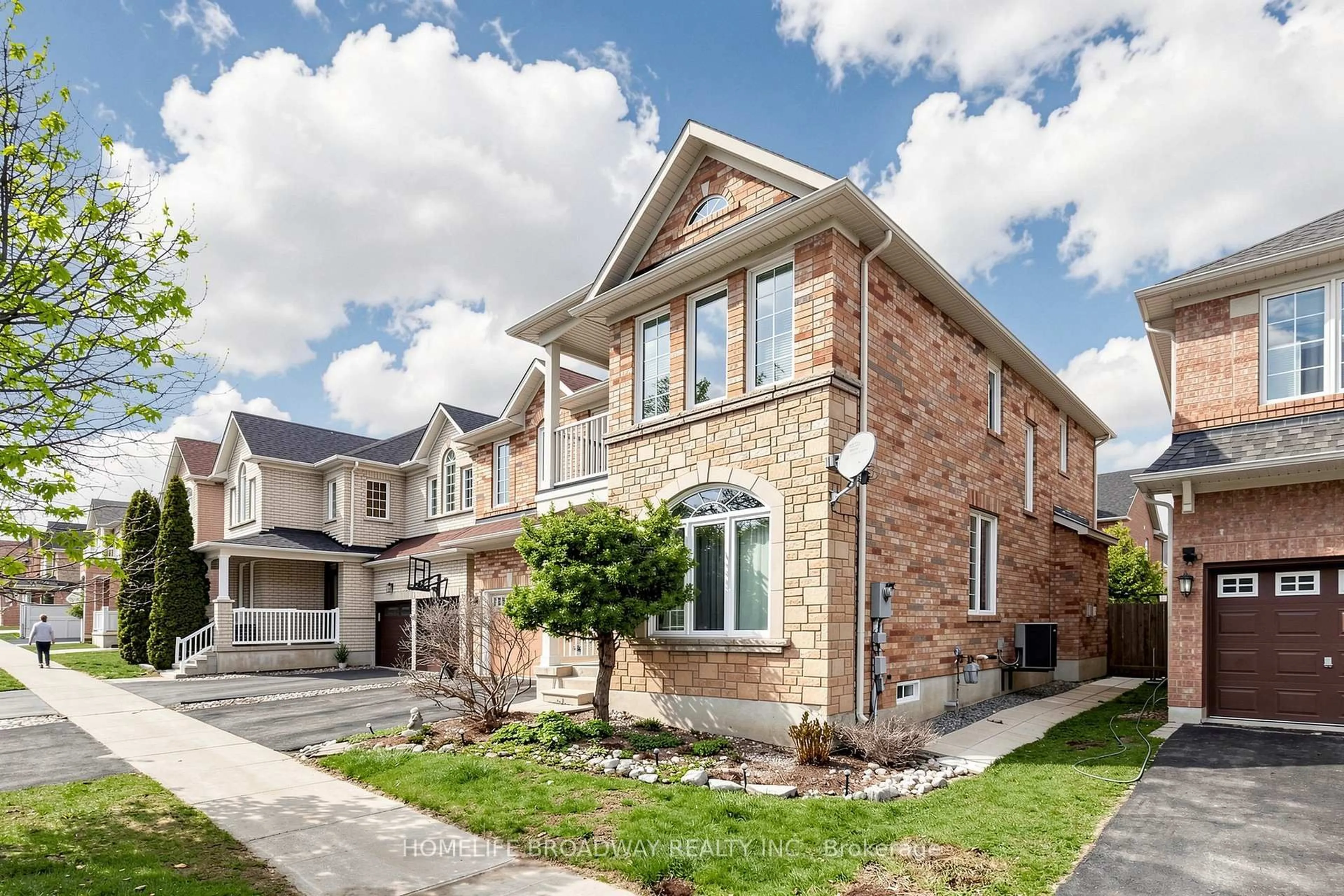 Home with brick exterior material, street for 26 Armando Dr, Markham Ontario L6E 2B4