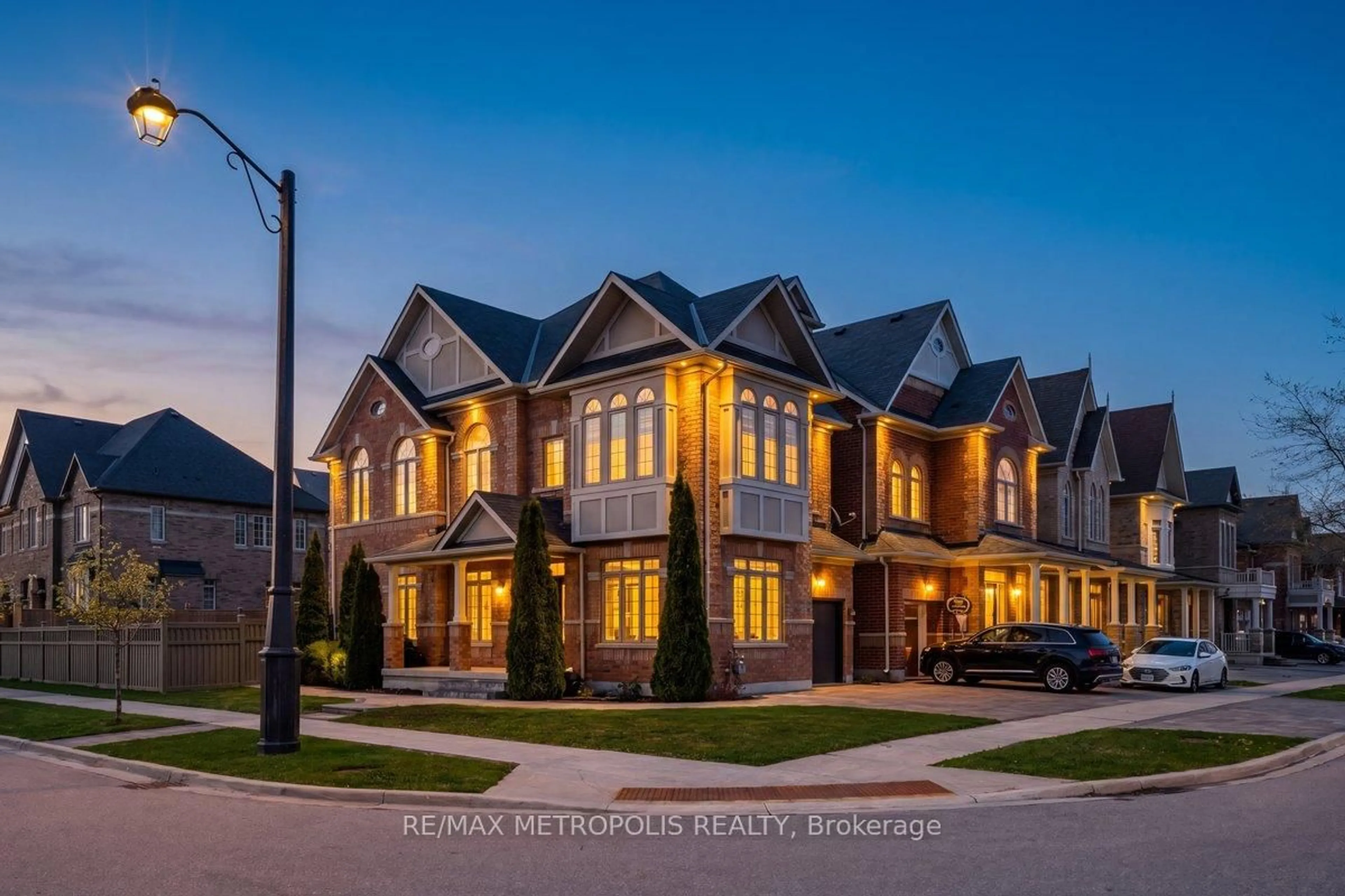 Home with brick exterior material, street for 115 Pelee Ave, Vaughan Ontario L4H 3Z1