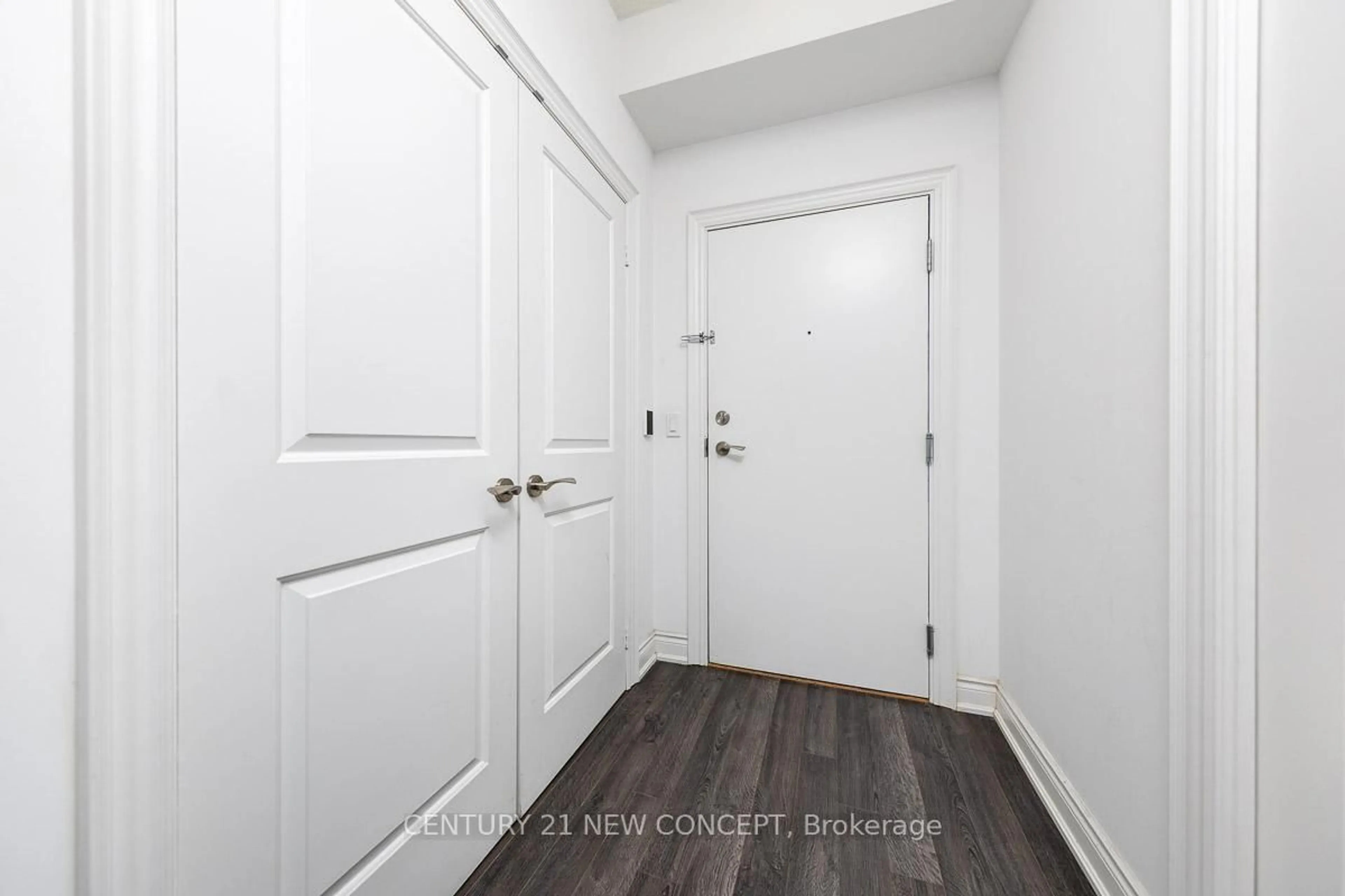 Indoor entryway for 33 clegg Rd #311, Markham Ontario L6G 0B2
