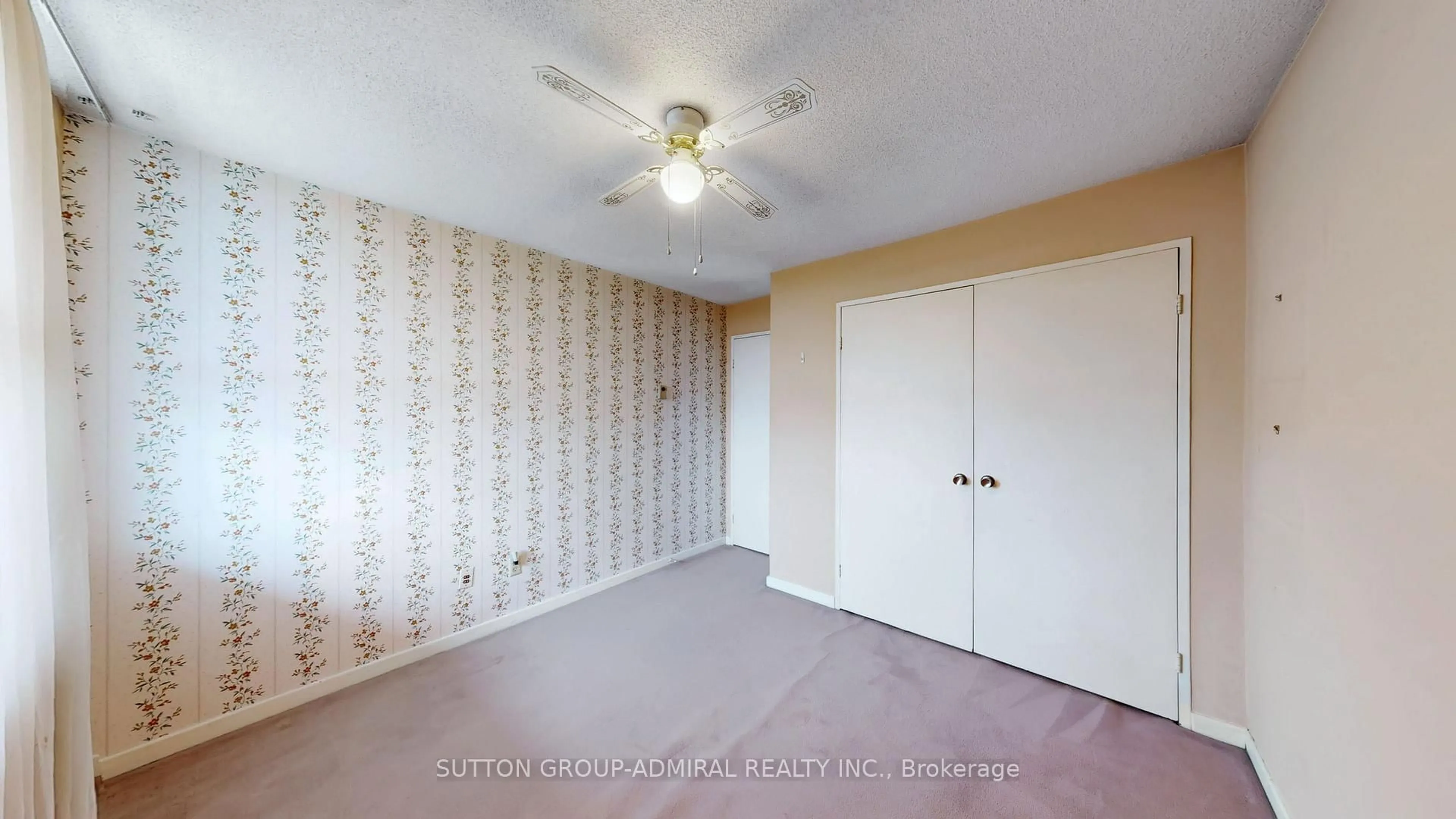 Storage room or clothes room or walk-in closet for 80 Inverlochy Blvd #1011, Markham Ontario L3T 4P3