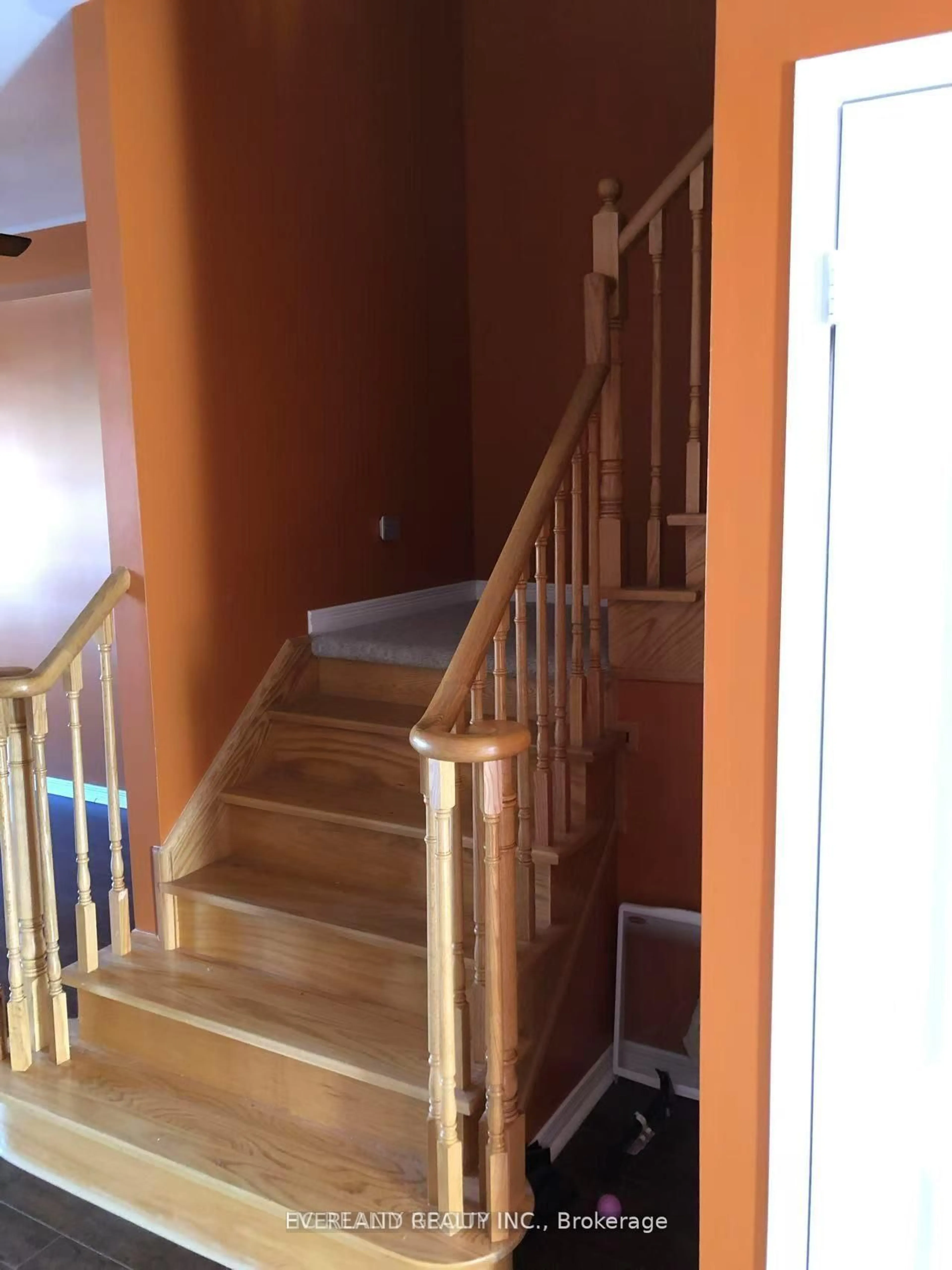 Unknown for 32 Wheelwright Dr, Richmond Hill Ontario L4E 5A4