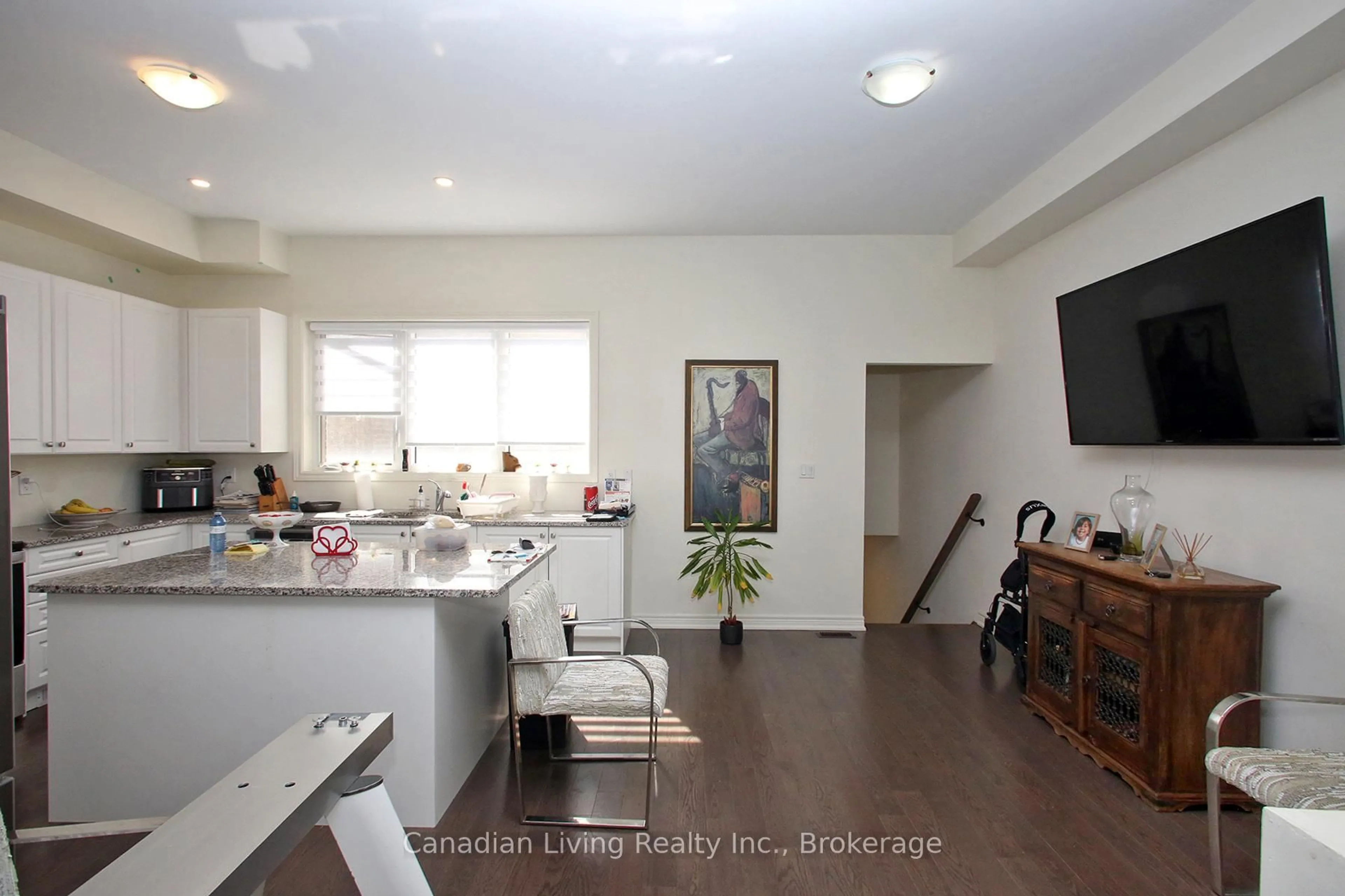 Open concept kitchen, unknown for 9450 Bayview Ave #722, Richmond Hill Ontario L4C 5H3