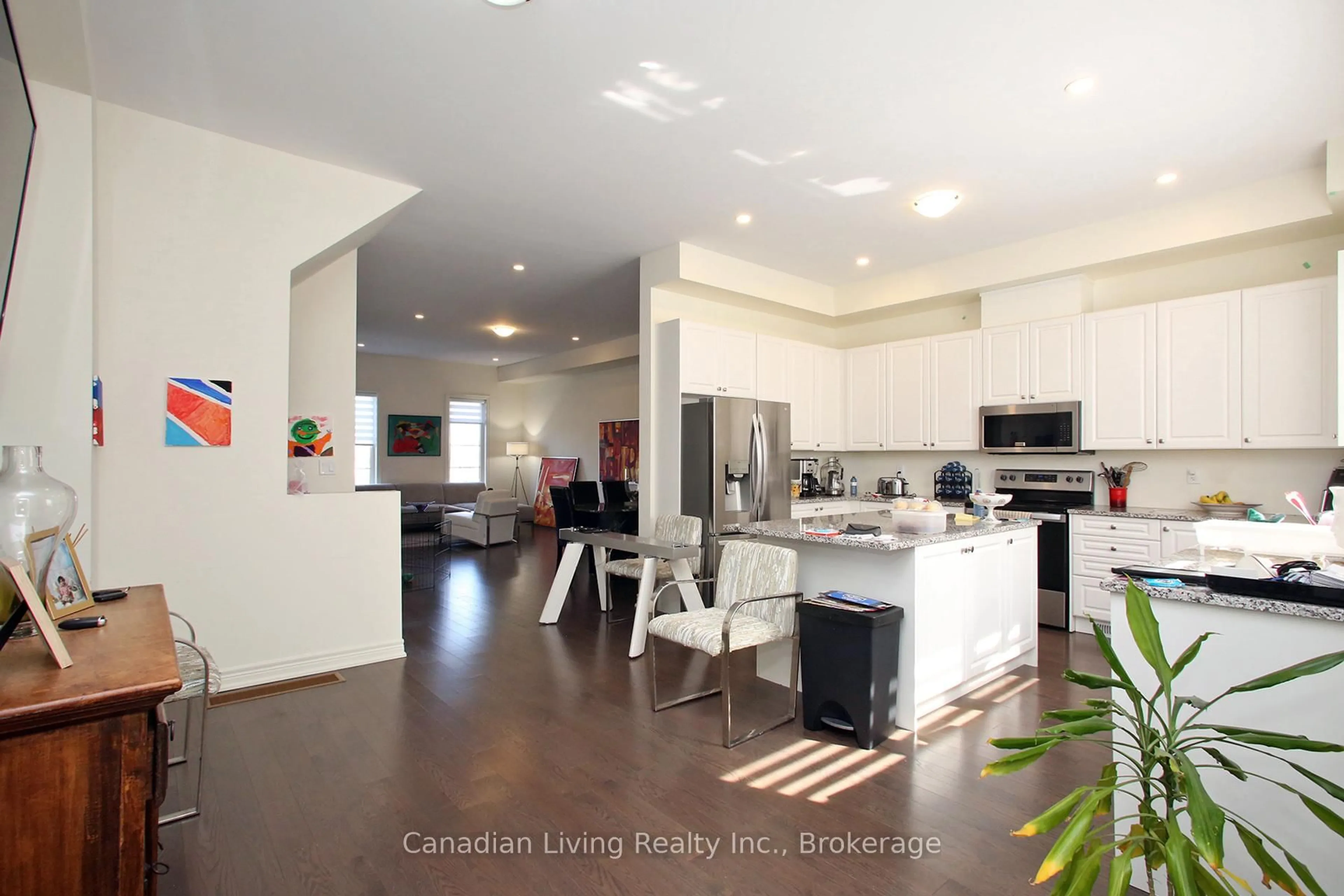 Open concept kitchen, unknown for 9450 Bayview Ave #722, Richmond Hill Ontario L4C 5H3