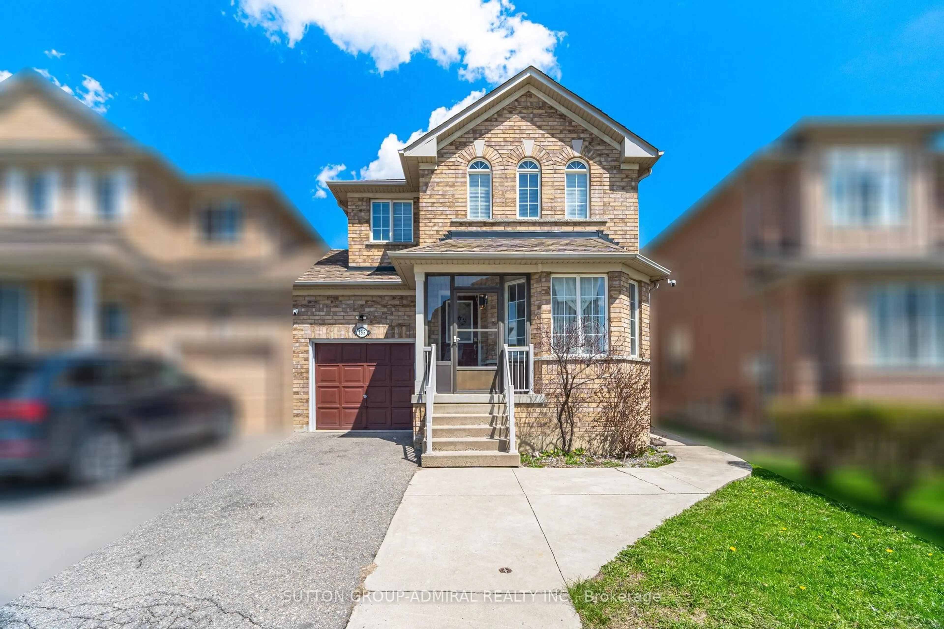 Home with brick exterior material, street for 185 Red Maple Rd, Richmond Hill Ontario L4B 4S6