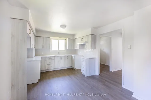 347 Hollywood Dr, Georgina 4