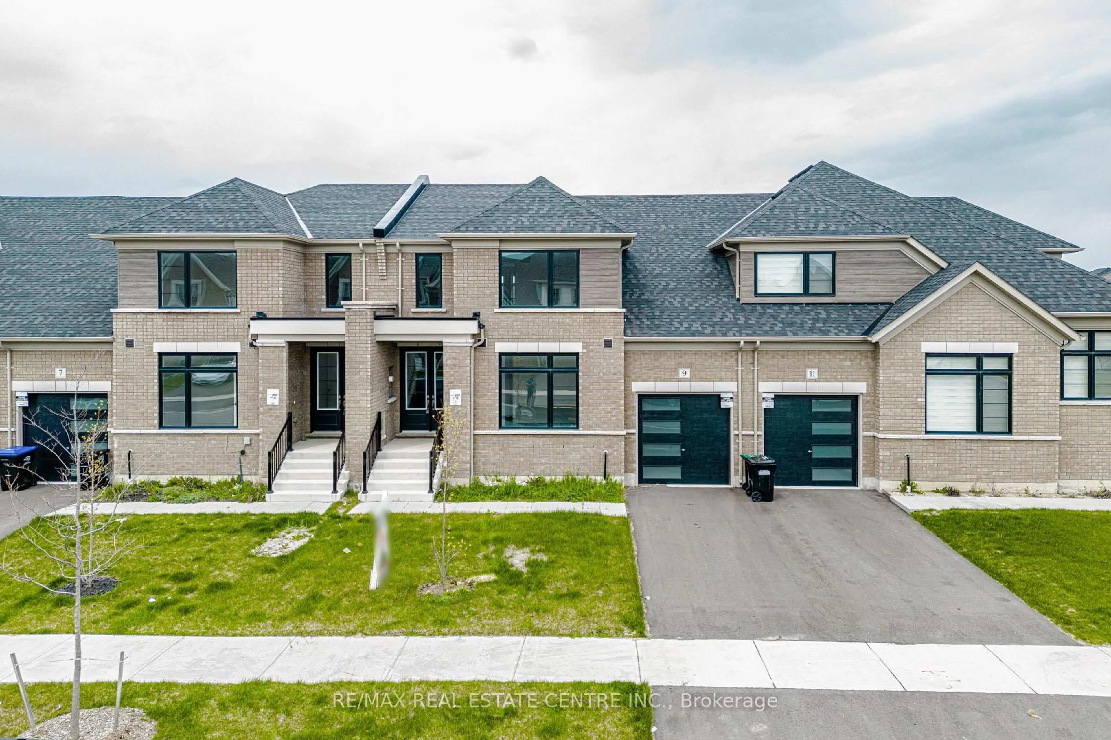 A pic from outside/outdoor area/front of a property/back of a property/a pic from drone, street for 9 Mayapple St, Adjala-Tosorontio Ontario L0G 1W0