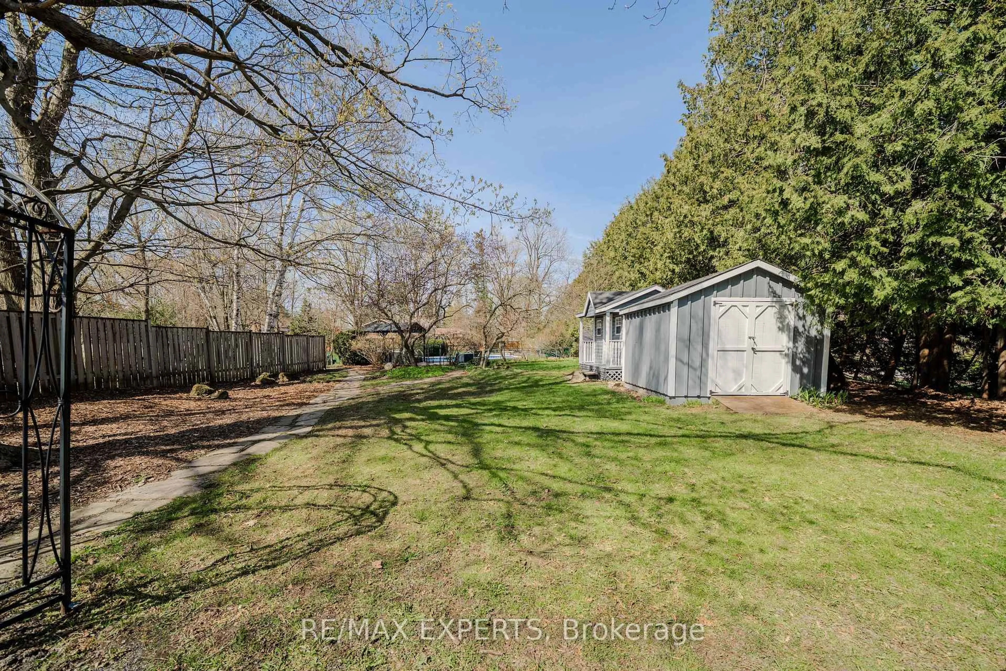 Shed for 13676 Ninth Line, Whitchurch-Stouffville Ontario L4A 7X3