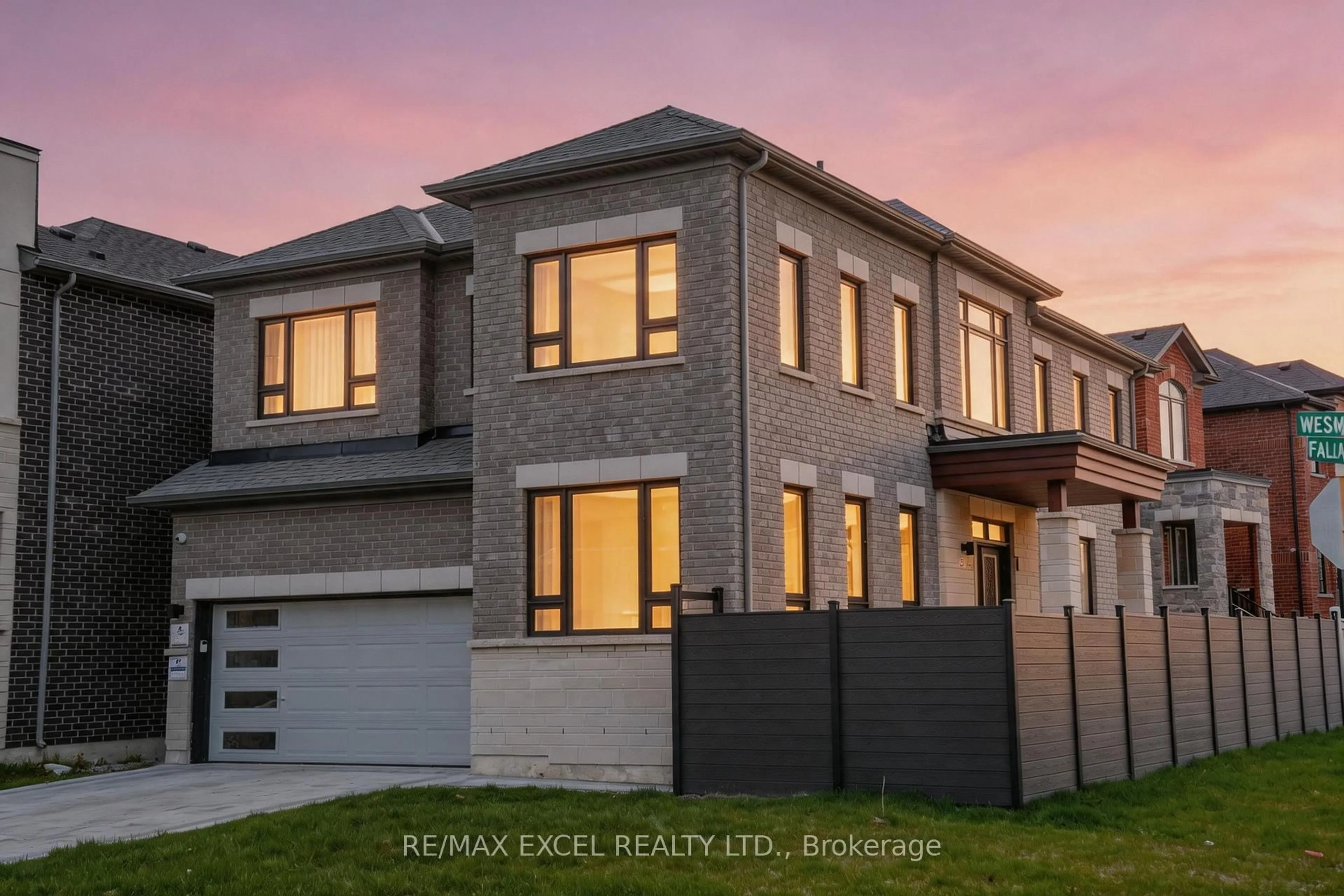 Home with brick exterior material, building for 231 Fallharvest Way, Whitchurch-Stouffville Ontario L4A 5C2