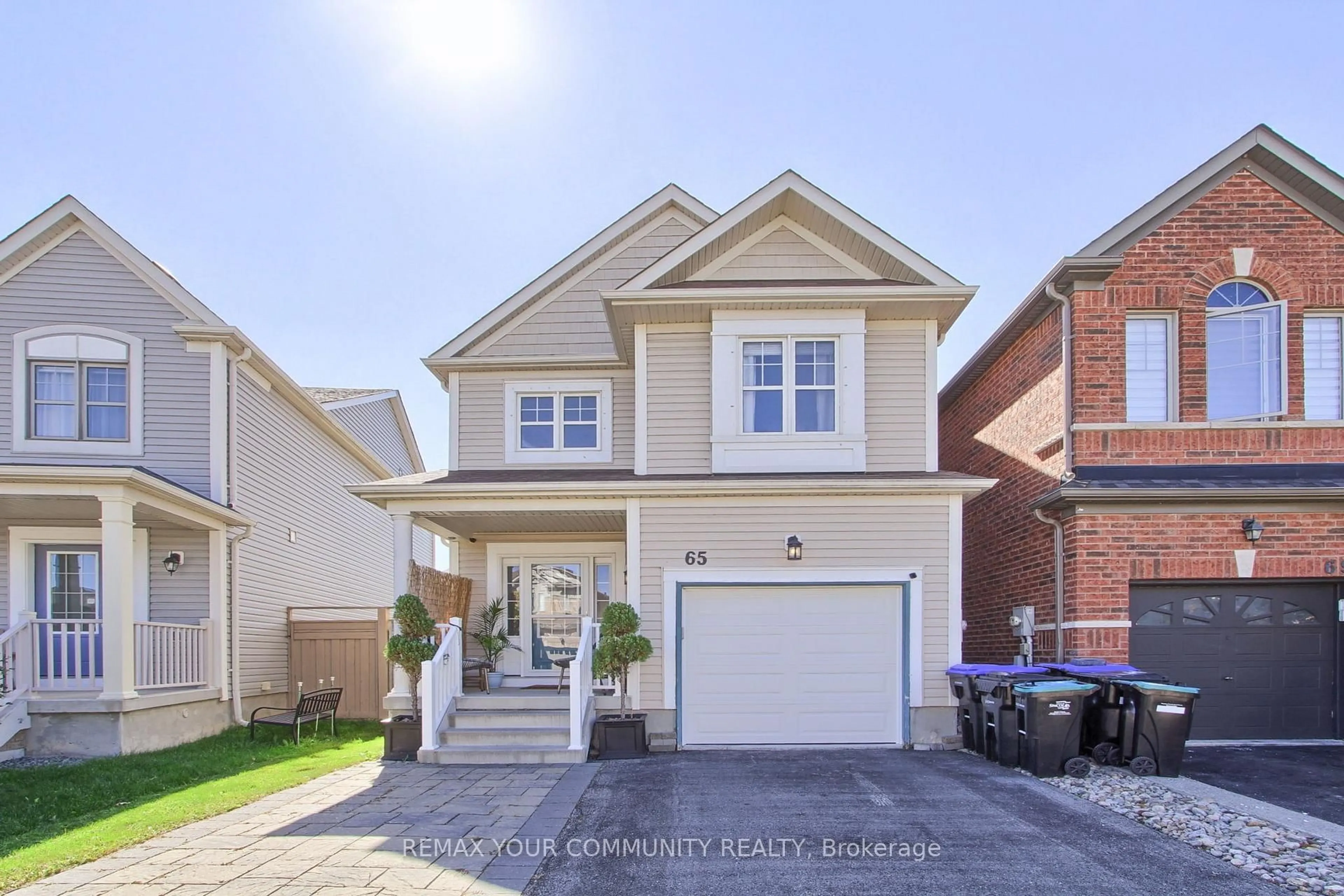 Home with brick exterior material, street for 65 Liberty Cres, Bradford West Gwillimbury Ontario L3Z 0P5