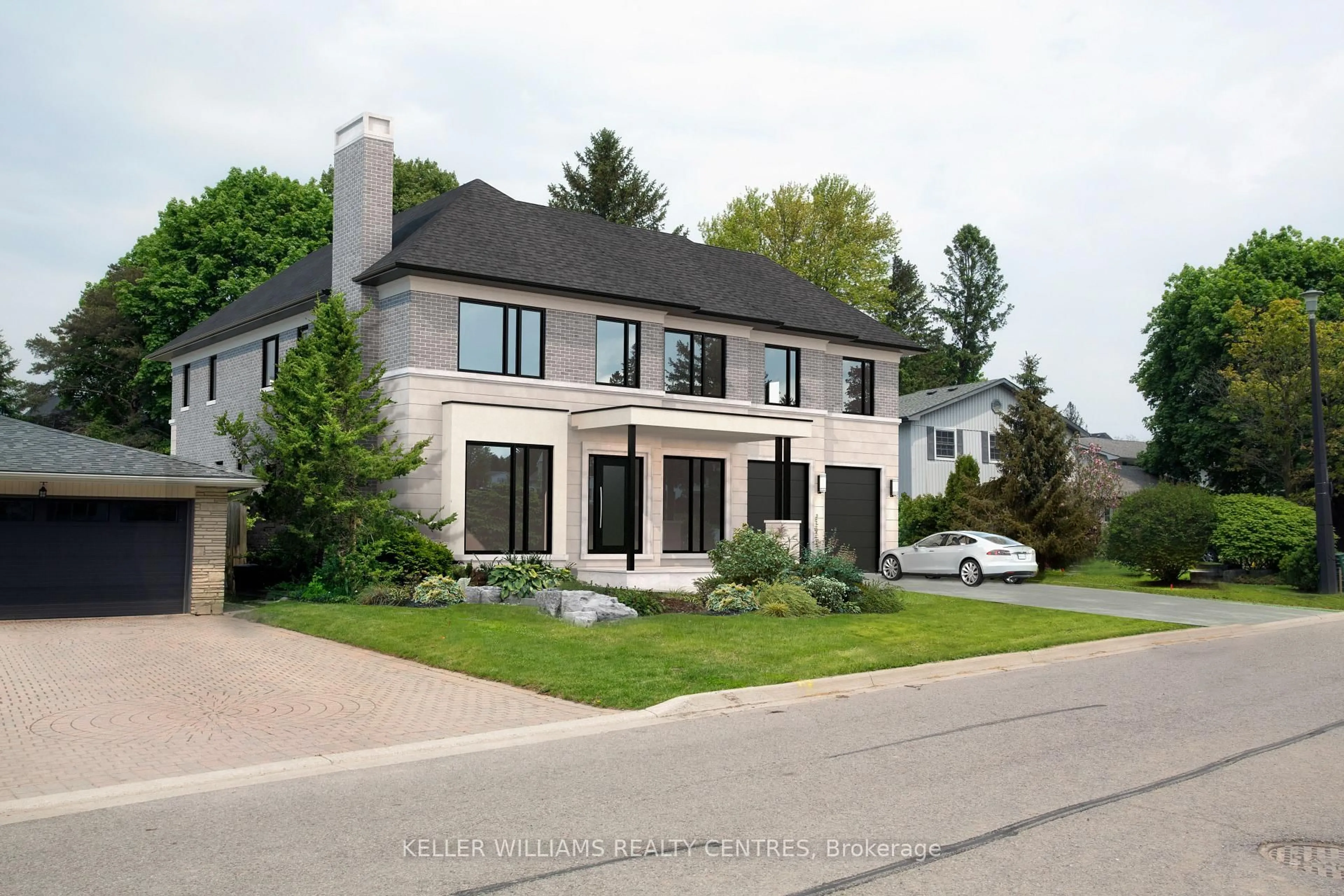 Home with brick exterior material, street for 10 Hawthorne Lane, Aurora Ontario L4G 3K7