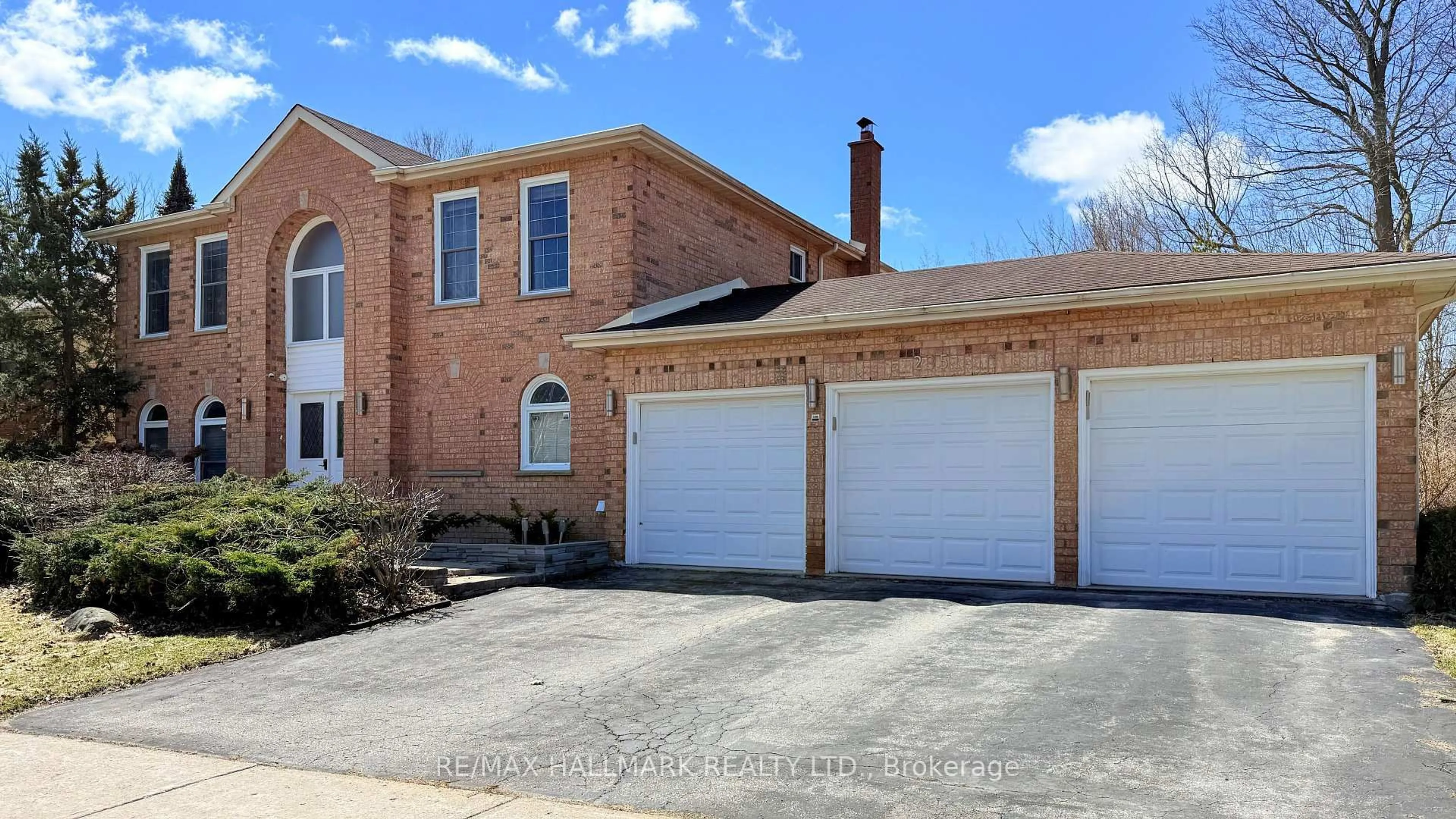 Home with brick exterior material, street for 235 Kemano Rd, Aurora Ontario L4G 5Z1