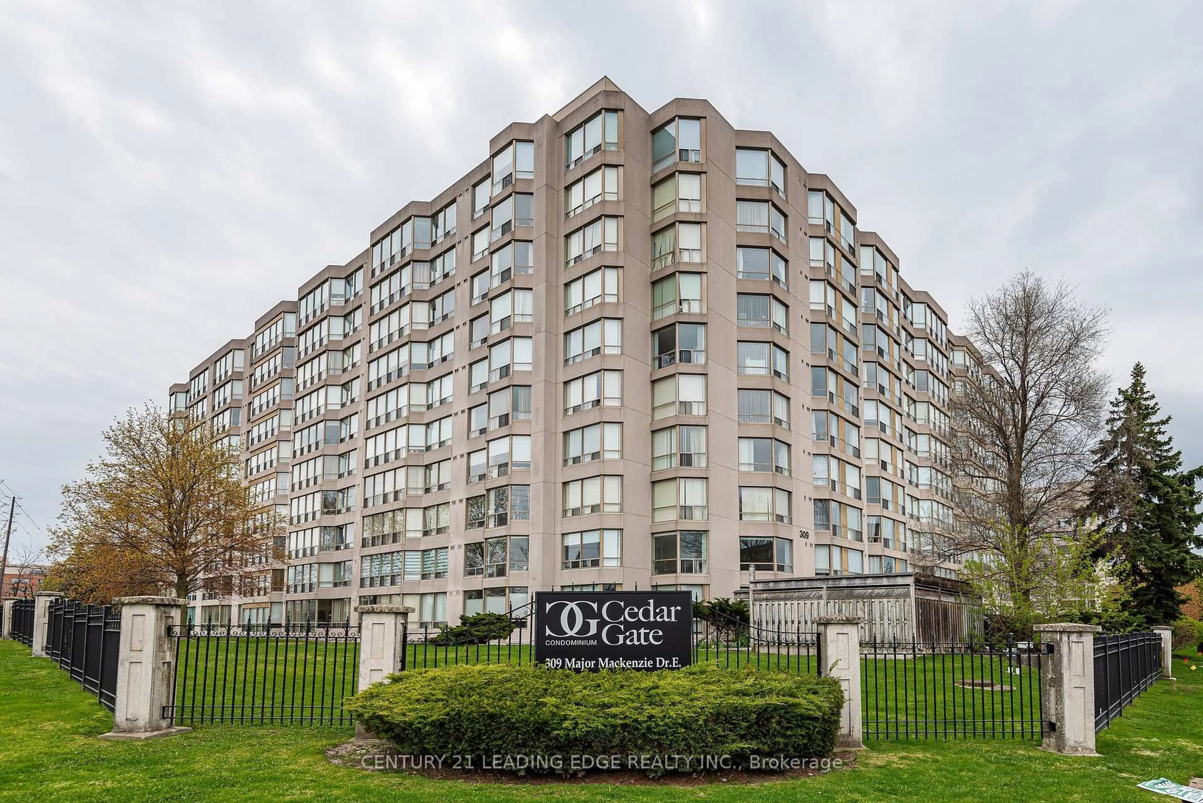 Unknown for 309 Major Mackenzie Dr #411, Richmond Hill Ontario L4C 9V5
