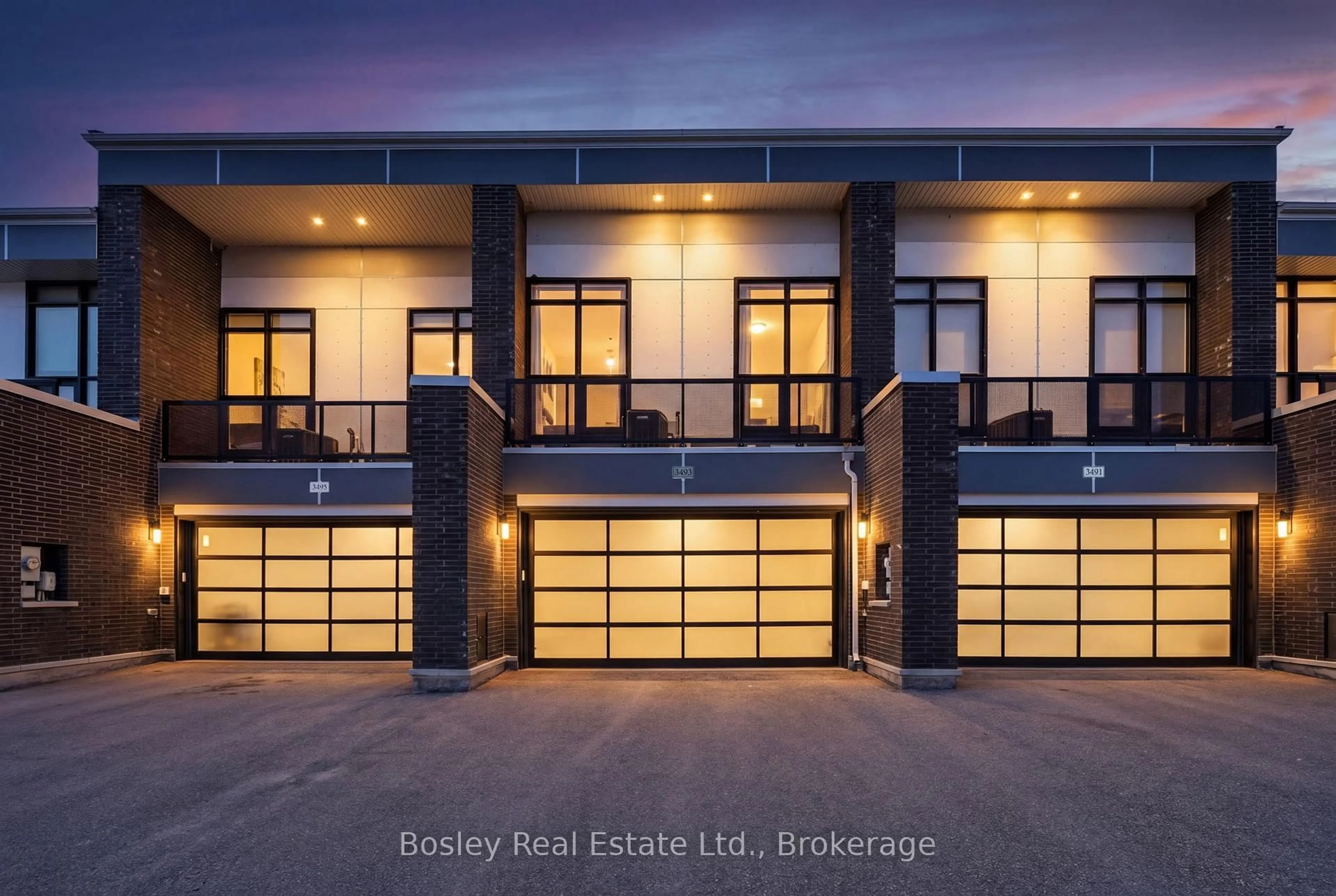 Home with brick exterior material, unknown for 3493 Riva Ave, Innisfil Ontario L9S 0L5