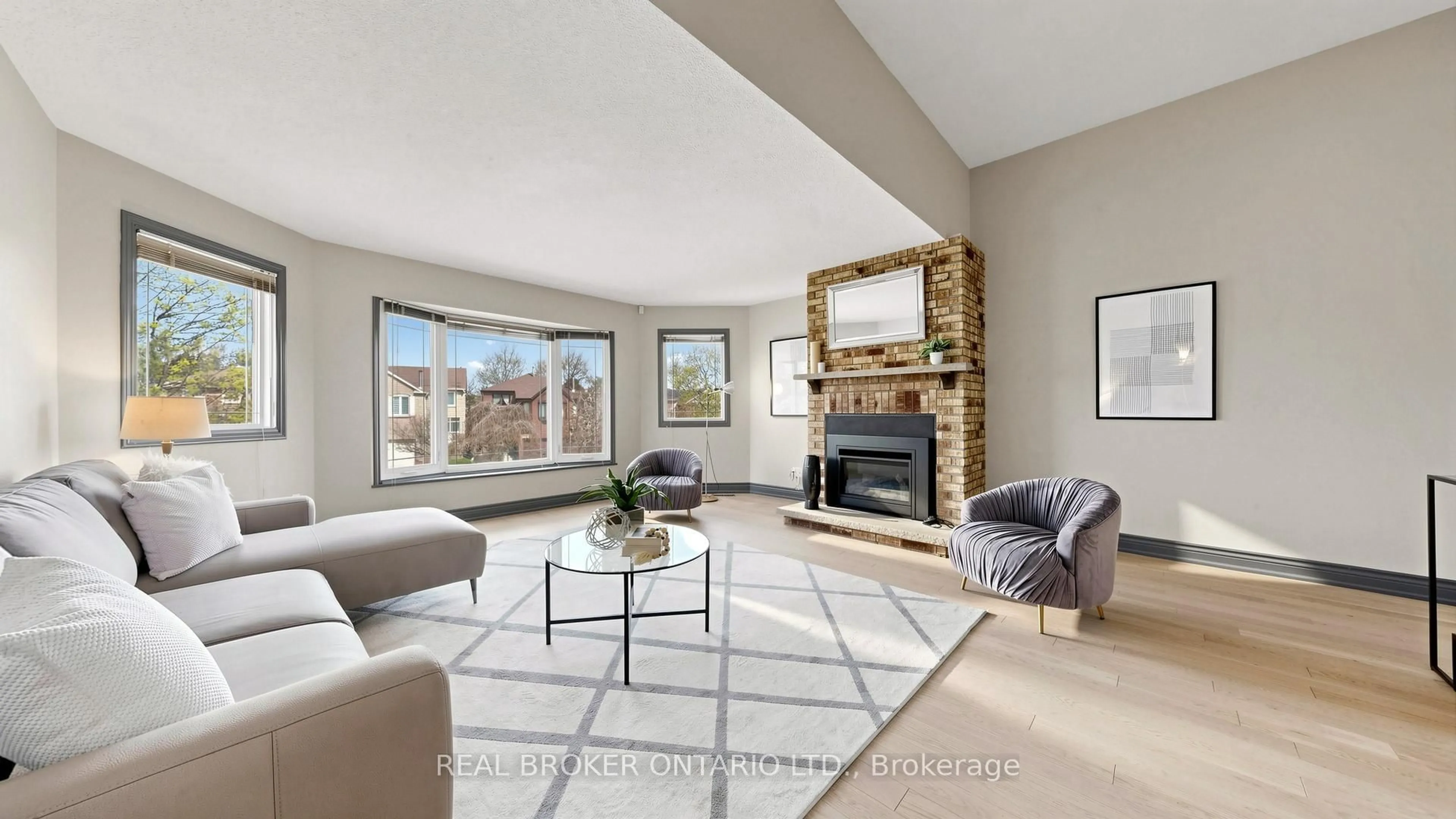 Living room with furniture, unknown for 150 bradbeer Cres, Vaughan Ontario L4J 5M7