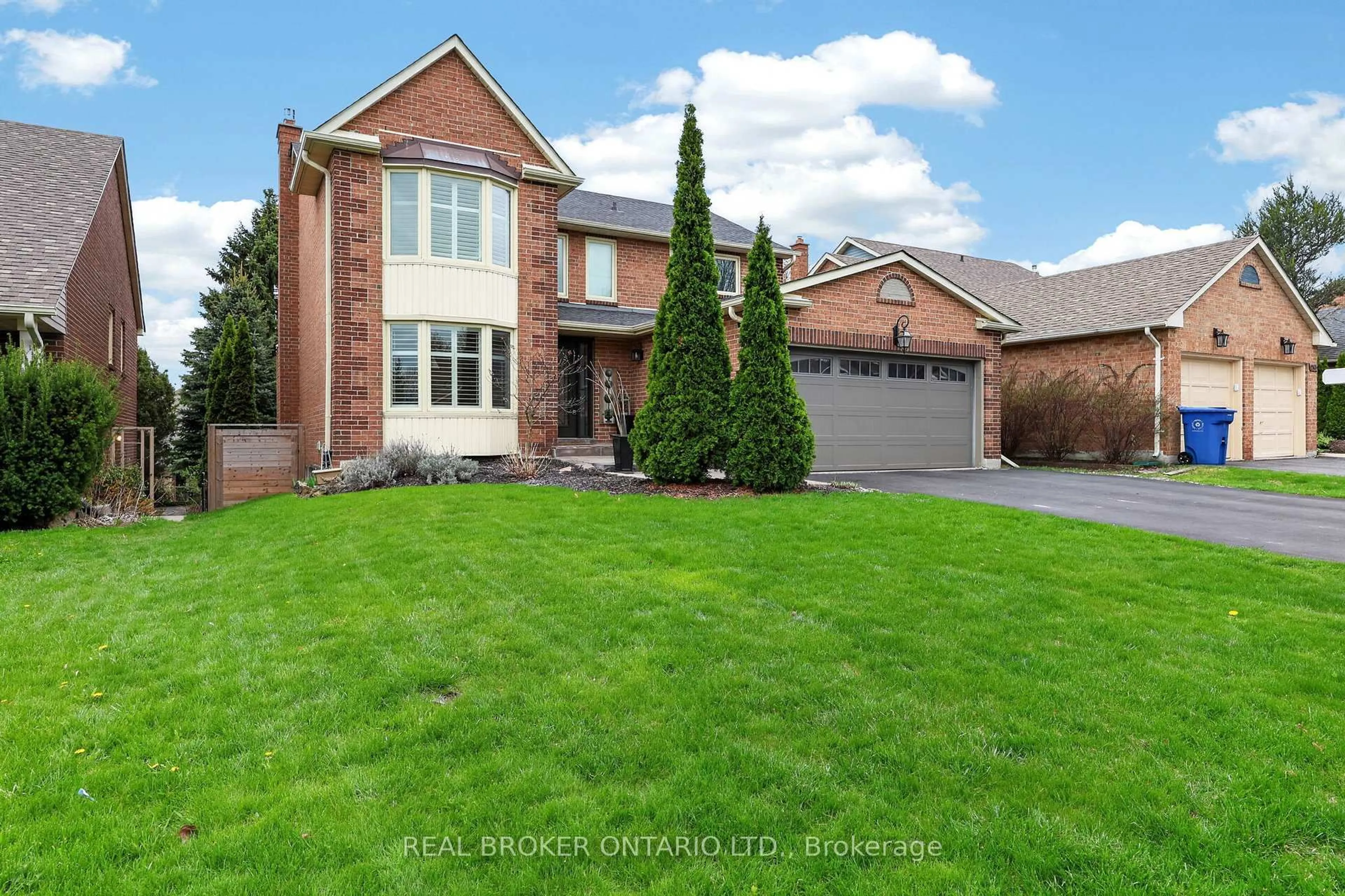 Home with brick exterior material, street for 267 John Bowser Cres, Newmarket Ontario L3Y 7N7