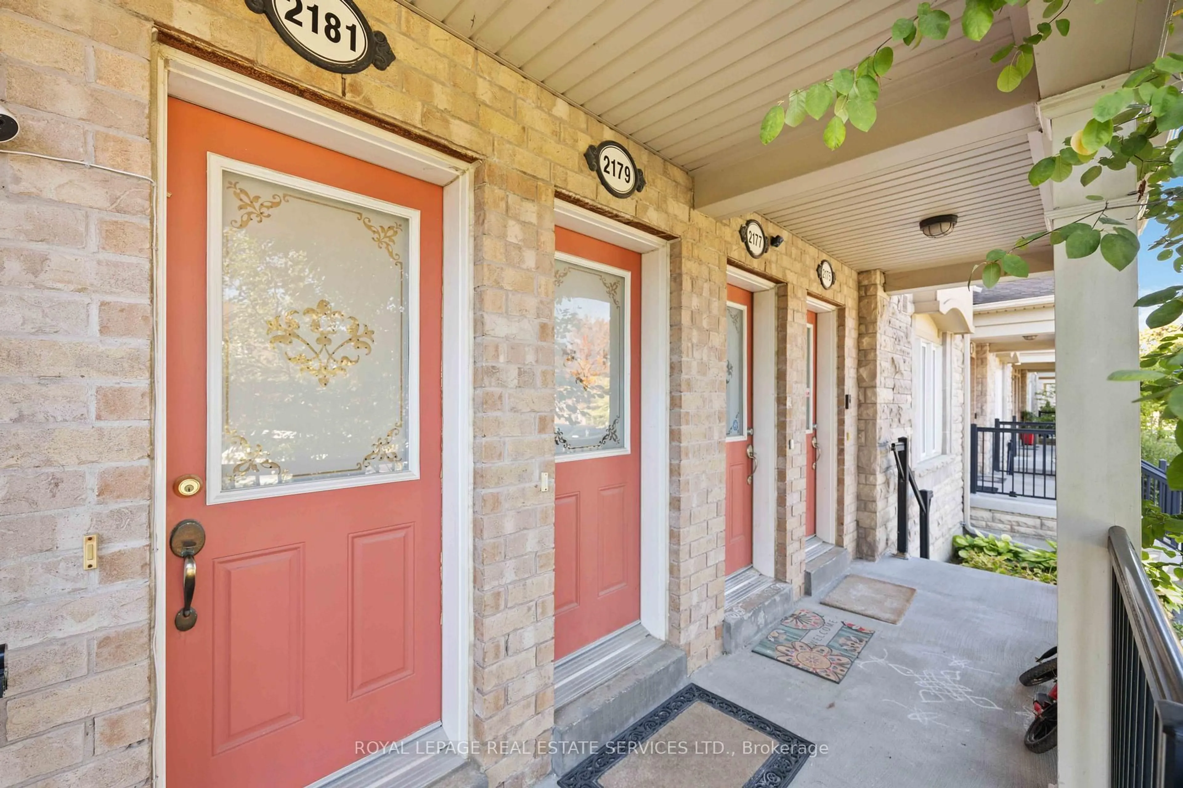Indoor entryway for 2179 Bur Oak Ave, Markham Ontario L6E 0C4