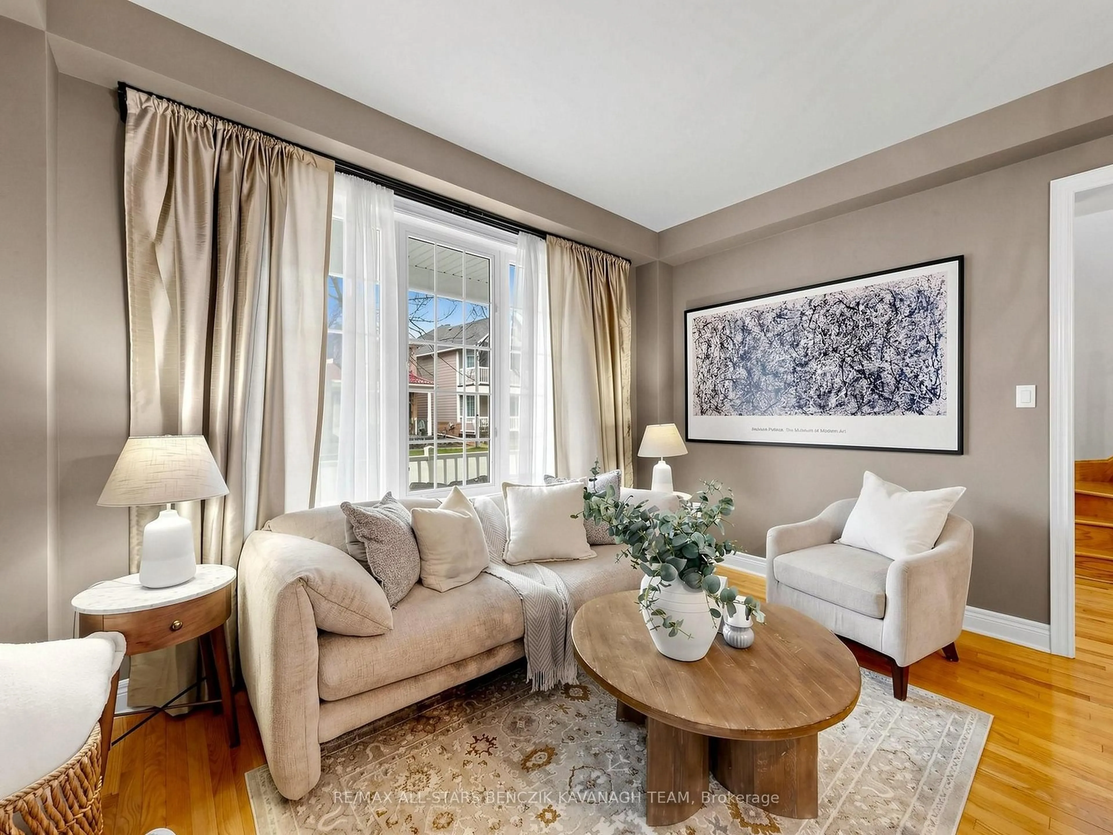 Living room with furniture, unknown for 20 Peony St, Markham Ontario L6B 1K9