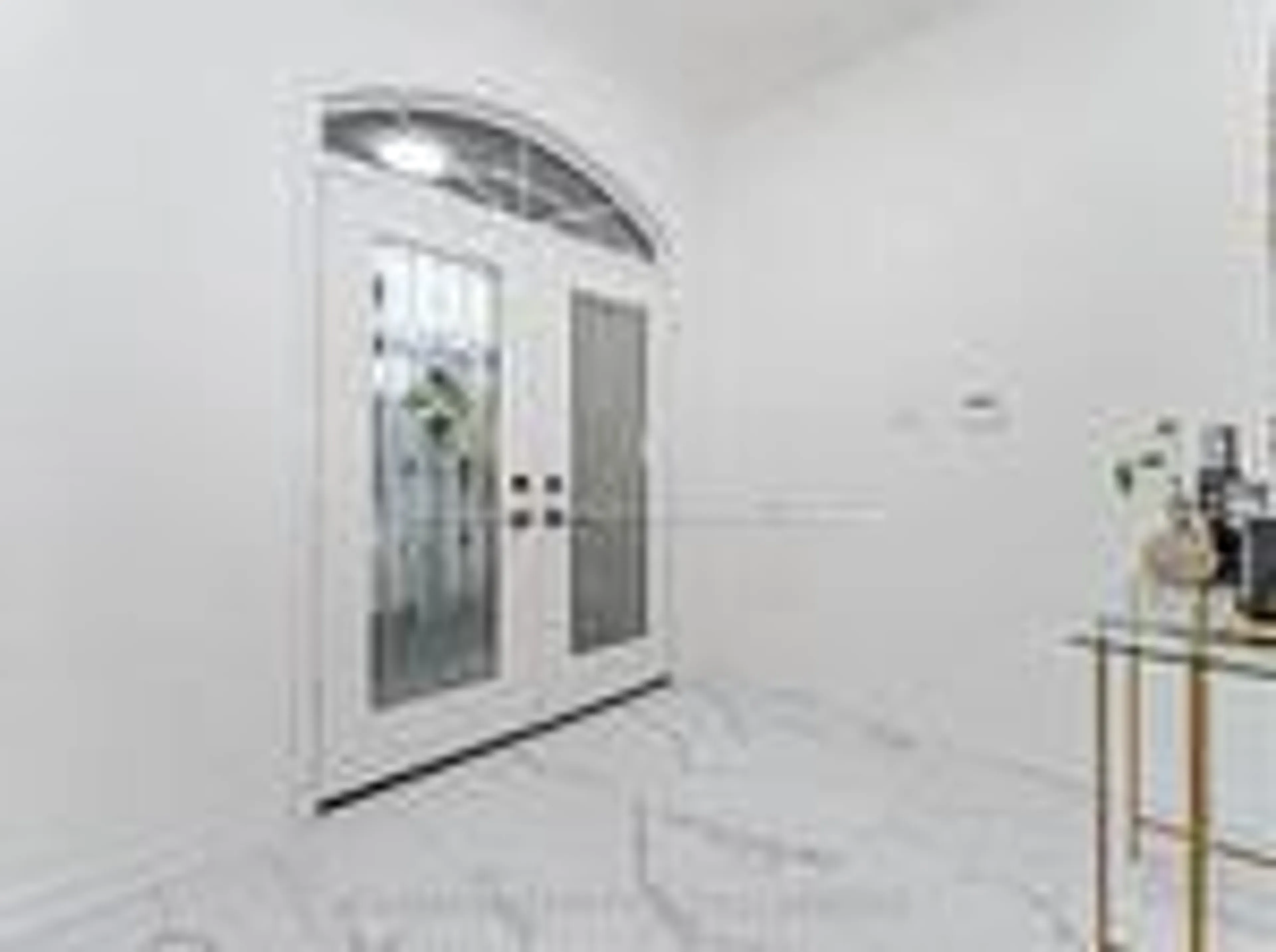 Indoor foyer for 24 Futura Ave, Richmond Hill Ontario L4S 1V2