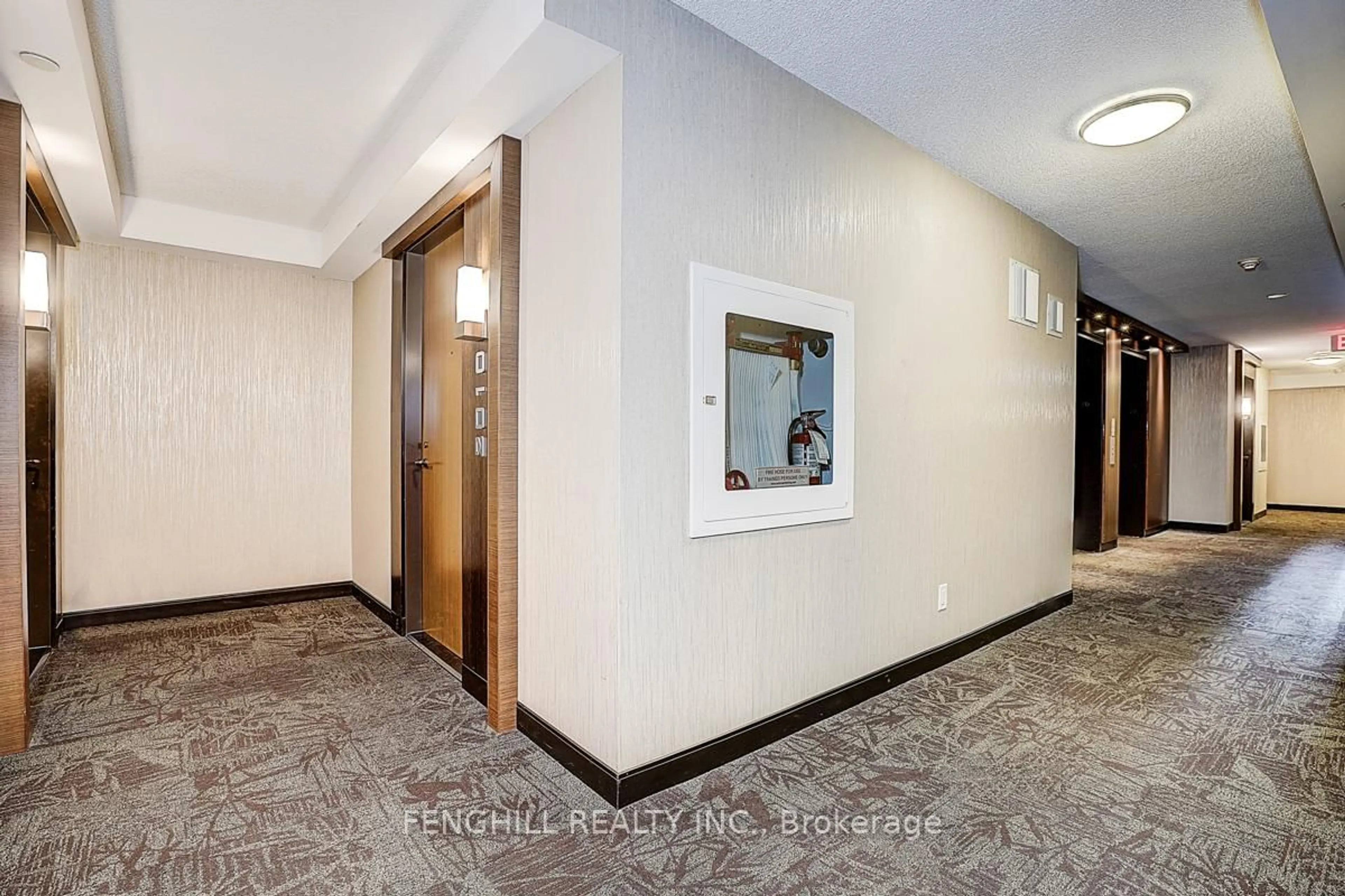 Indoor foyer for 1 Uptown Dr #2010, Markham Ontario L3R 5C1