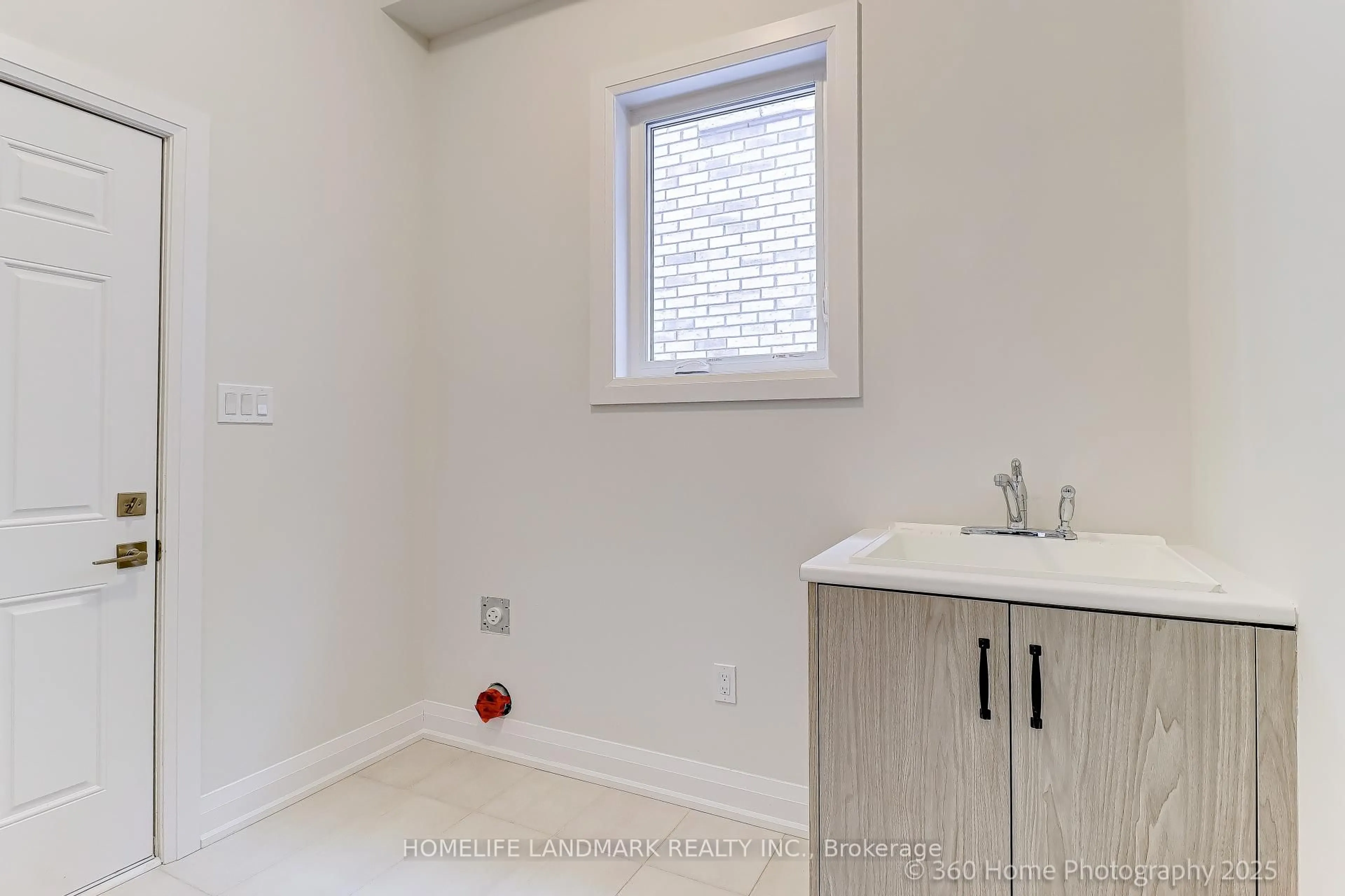 Laundry room for 241 SEGUIN St, Richmond Hill Ontario L4E 1N7