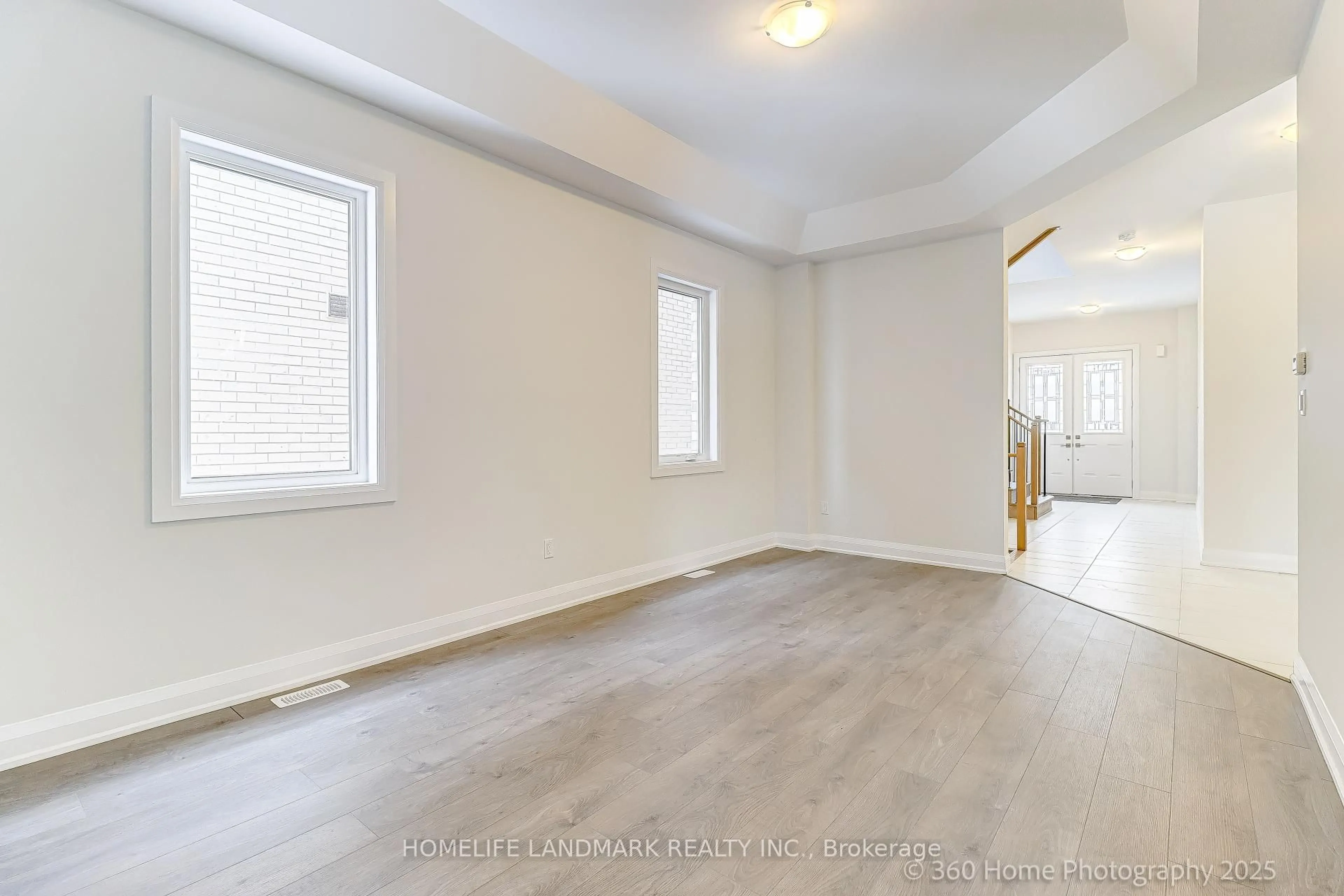 A pic of a room for 241 SEGUIN St, Richmond Hill Ontario L4E 1N7