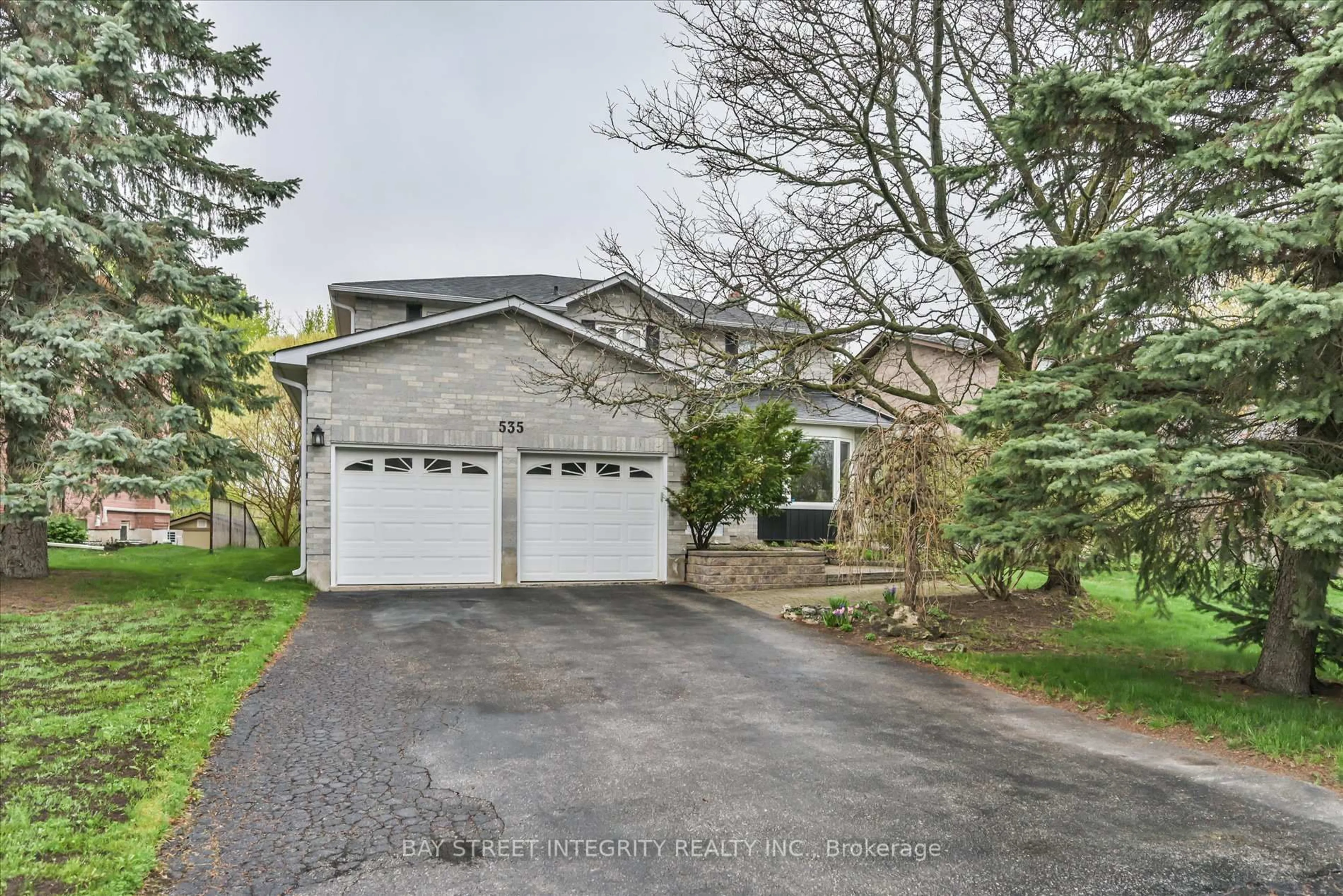 Unknown for 535 Malvern Cres, Newmarket Ontario L3Y 7L7