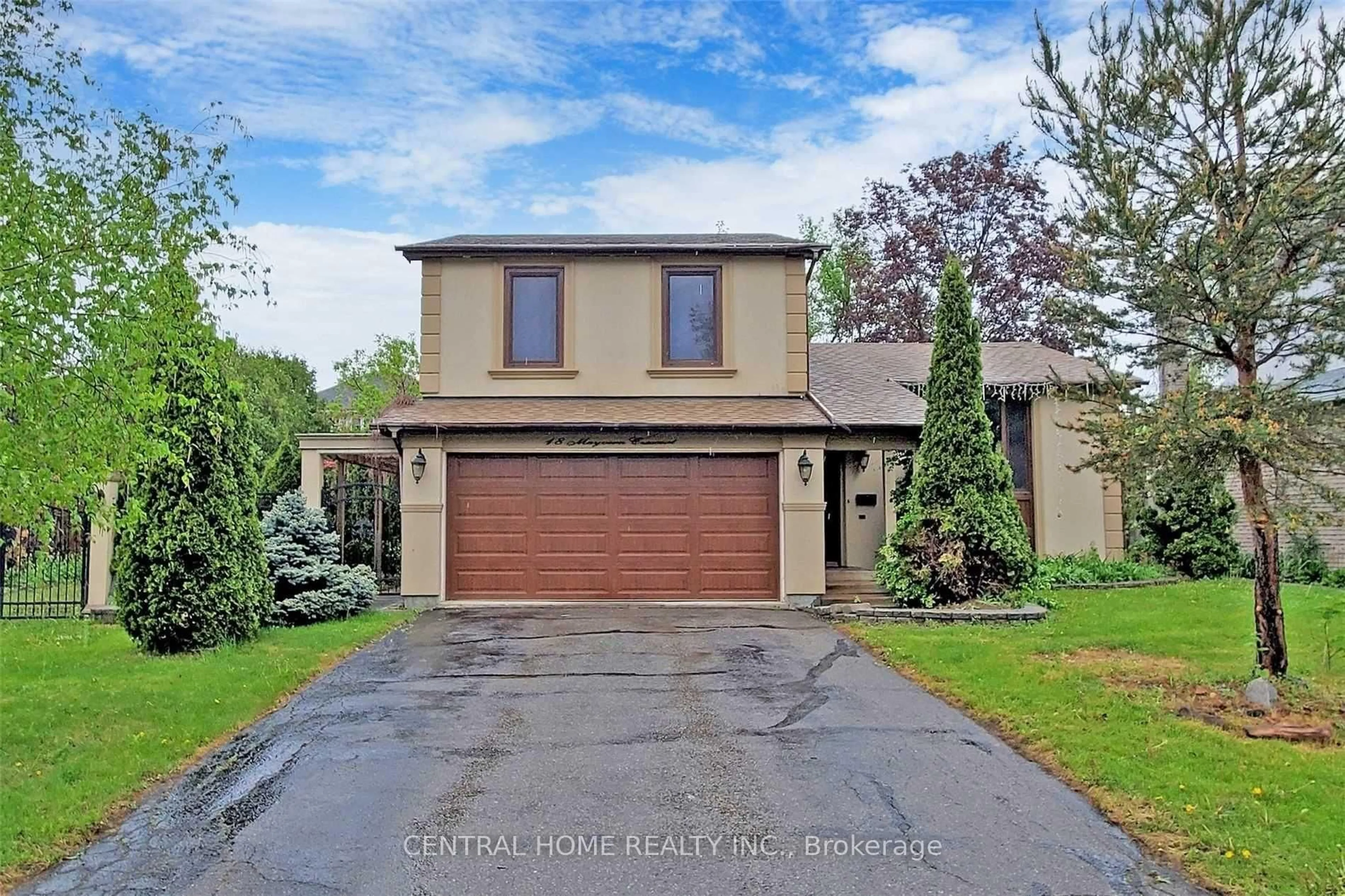 Home with brick exterior material, street for 18 Mayvern Cres, Richmond Hill Ontario L4C 5J4