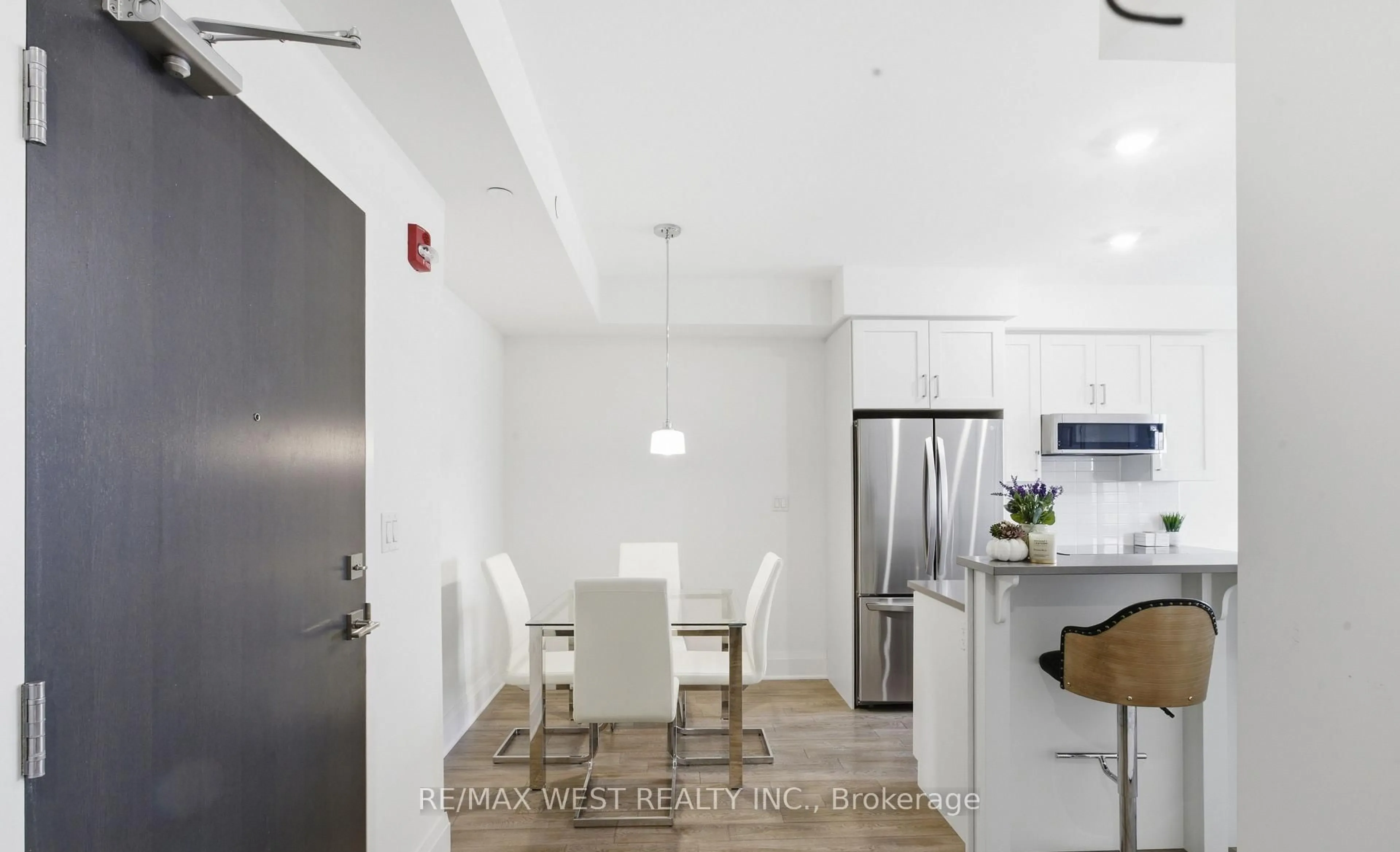 Unknown for 2 Adam Sellers St #412, Markham Ontario L6B 1P2