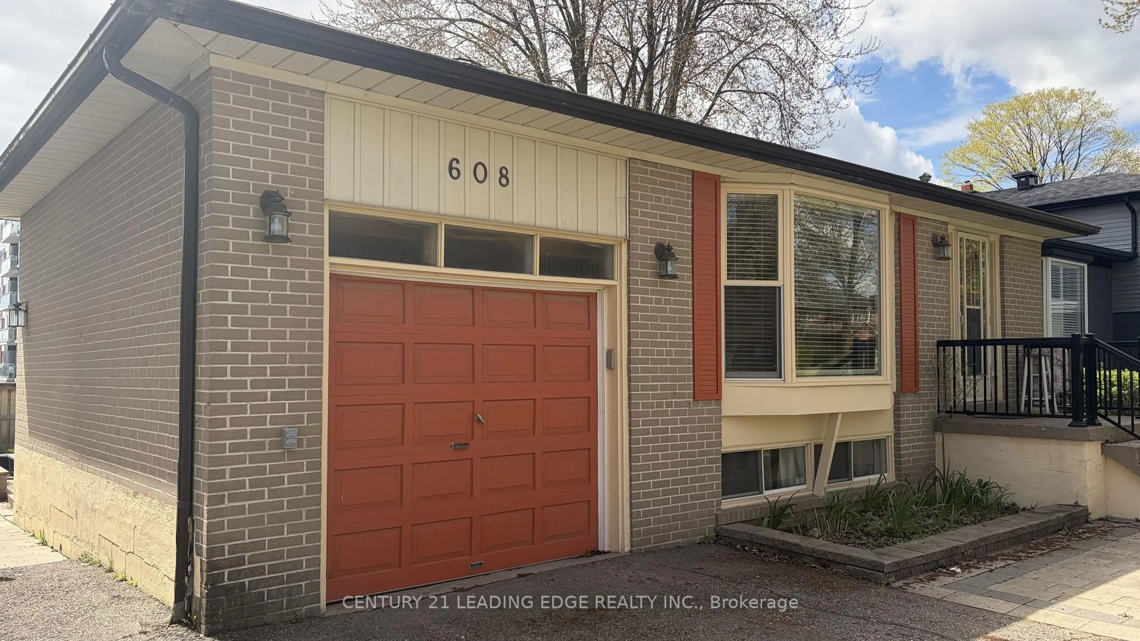 Unknown for 608 RUPERT Ave, Whitchurch-Stouffville Ontario L4A 1W1
